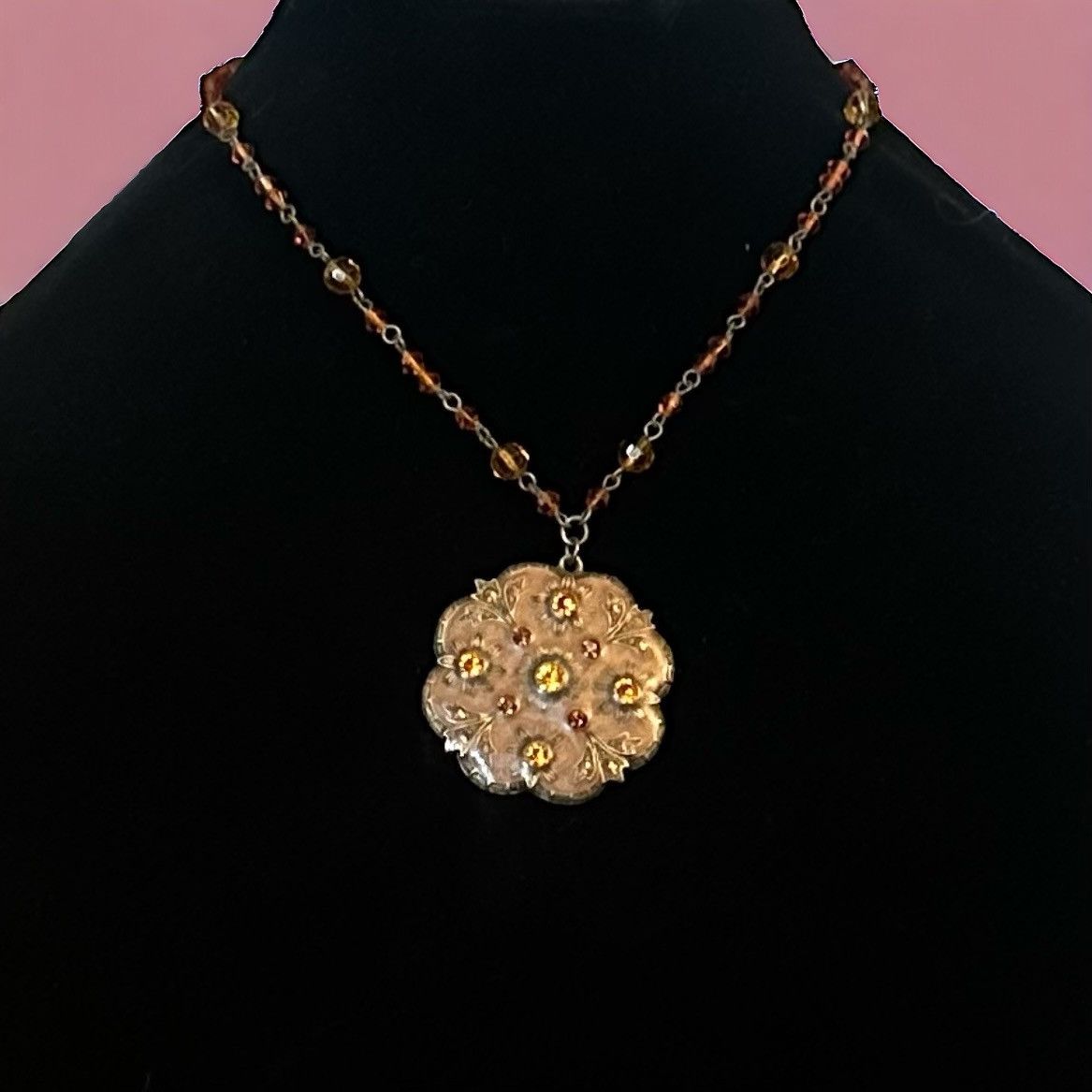 Other Bronze tone amber glass bead floral pendant necklace Size ONE SIZE - 1 Thumbnail
