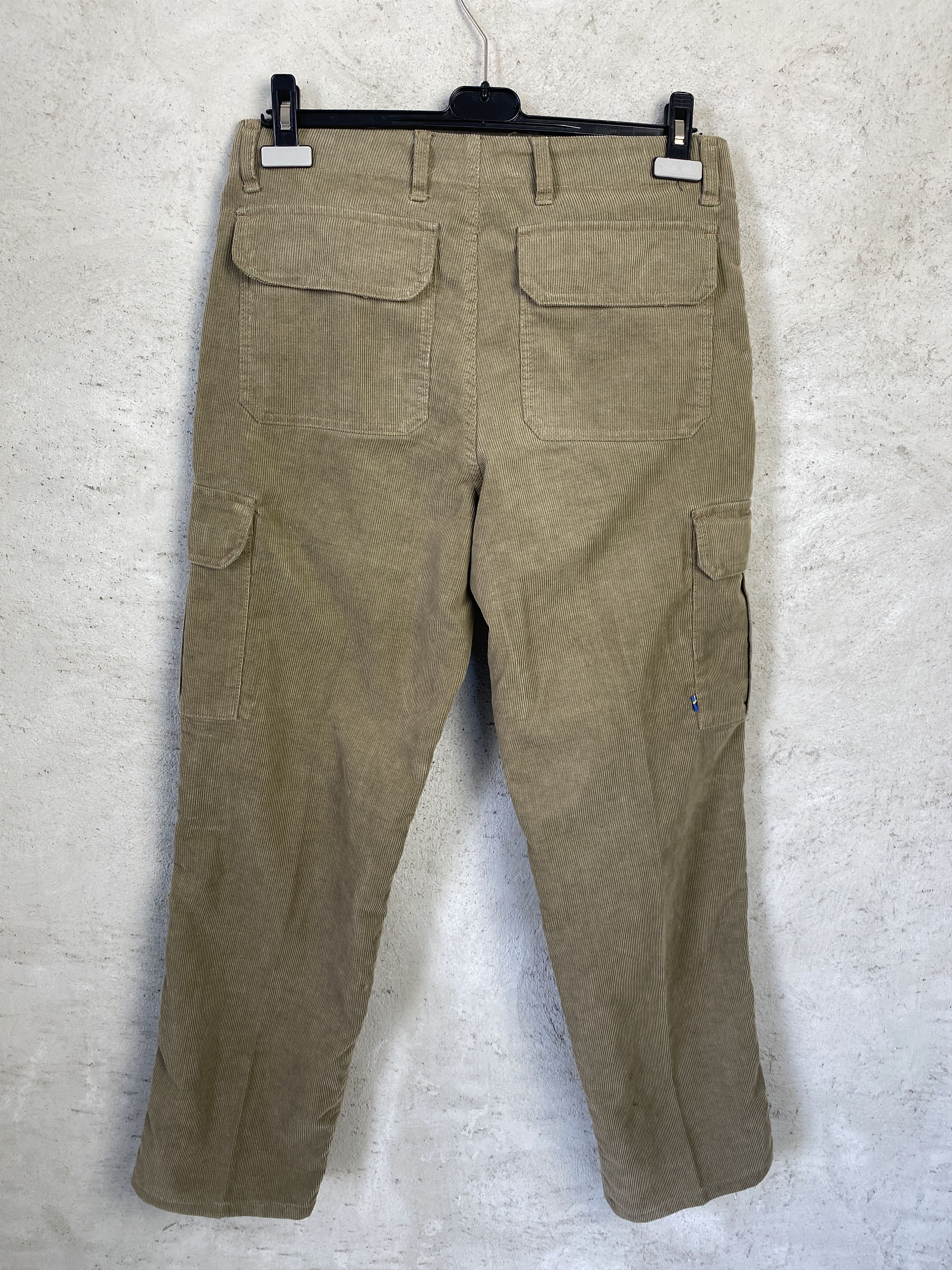 Fjallraven Fjallraven vintage corduroy pants outdoor casual Size US 32 / EU 48 - 4 Thumbnail