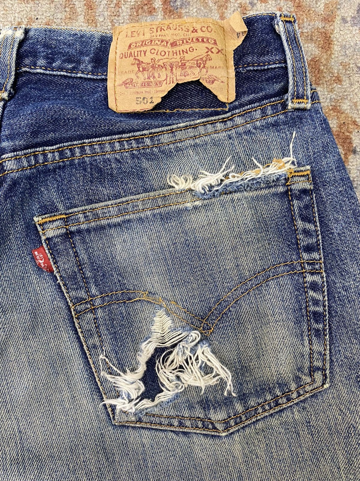 Jean × Levi's Levis mudwash faded distressed jeans pant 29x30 Size US 29 - 13 Thumbnail