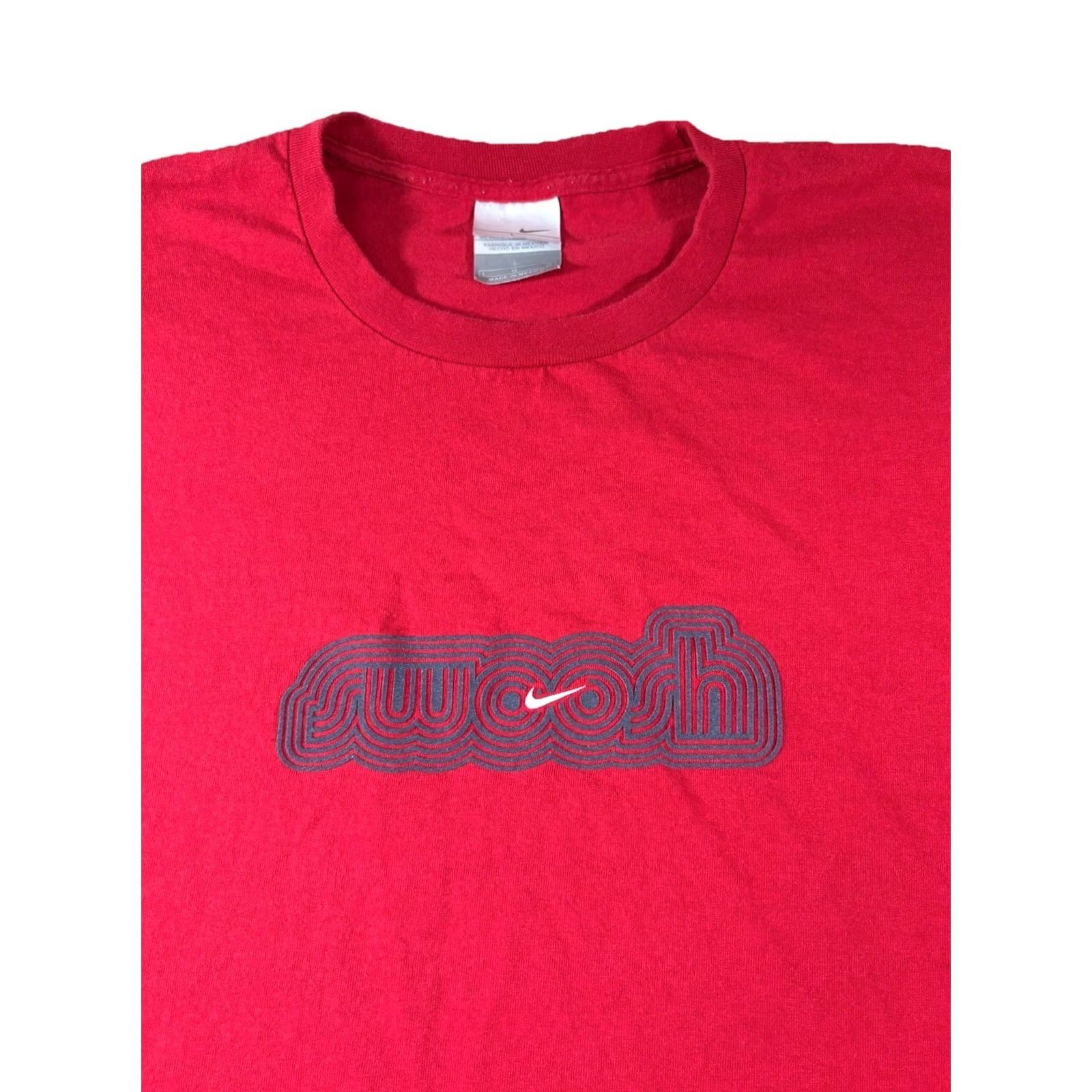 Nike VINTAGE Nike Center Swoosh Graphic Short Sleeve T Shirt Red Men’s Large 90s Athletic Logo Shirt Size US L / EU 52-54 / 3 - 2 Thumbnail
