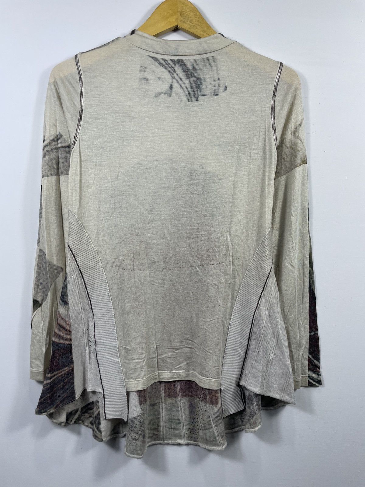 Issey Miyake × Japanese Brand × Yoshiyuki Konishi Japan Yoshi Yoshi Top Art Long Slevee Size US M / EU 48-50 / 2 - 3 Thumbnail
