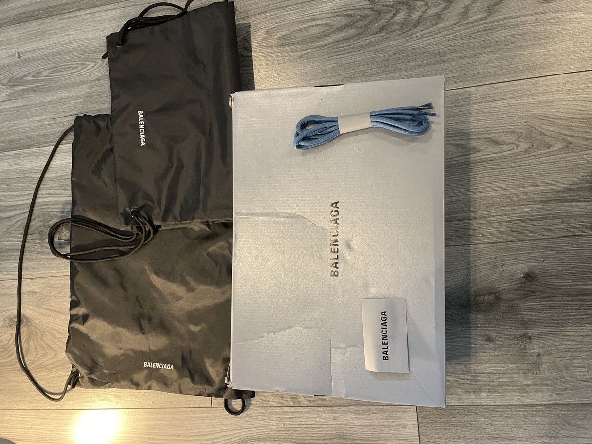 Balenciaga Balenciaga Triple S Blue Vernis Size US 8 / EU 41 - 7 Thumbnail