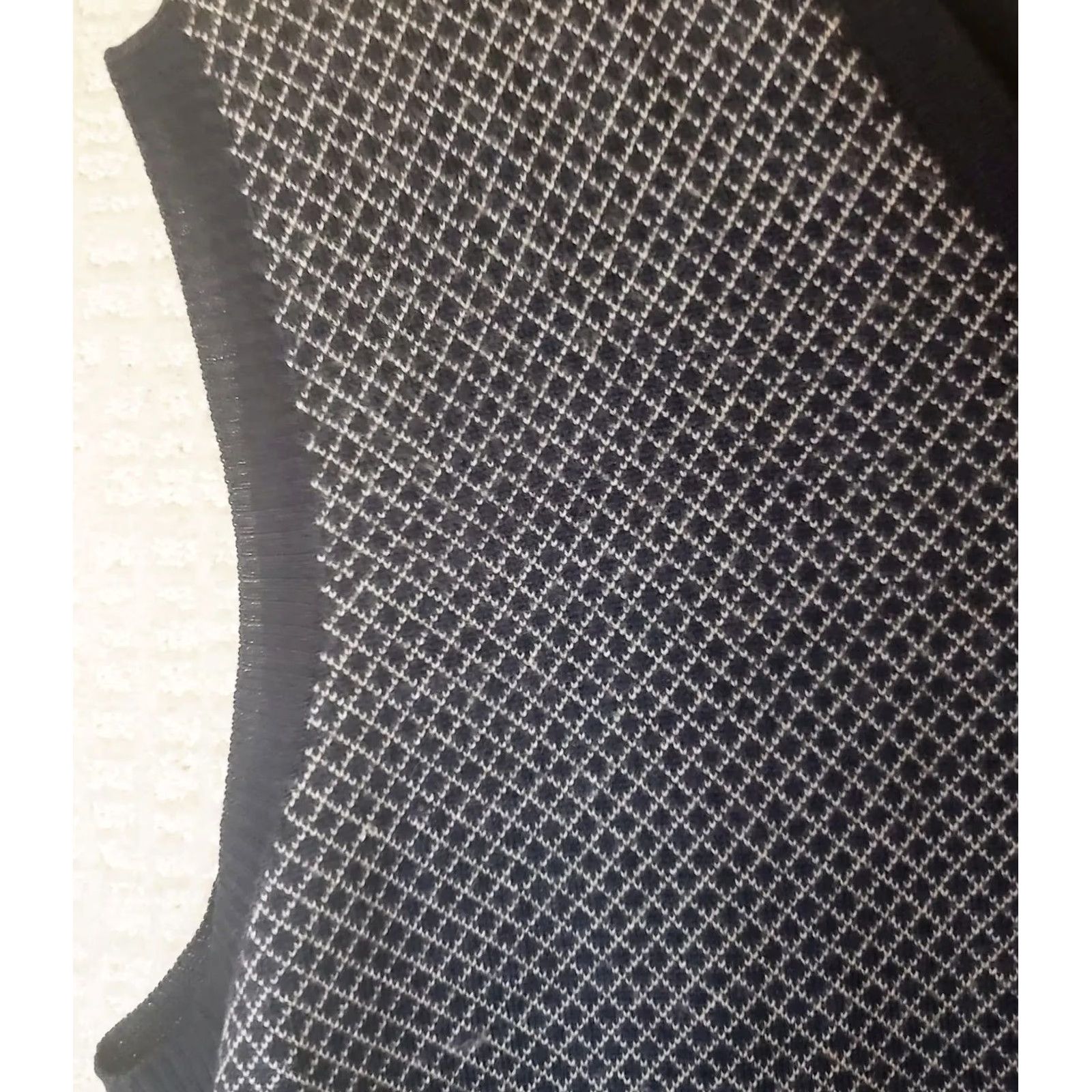 Peter Millar Peter Millar Men Large Sleeveless Golf Vest Merino 100% Wool V-Neck Gray Check Size US L / EU 52-54 / 3 - 6 Thumbnail