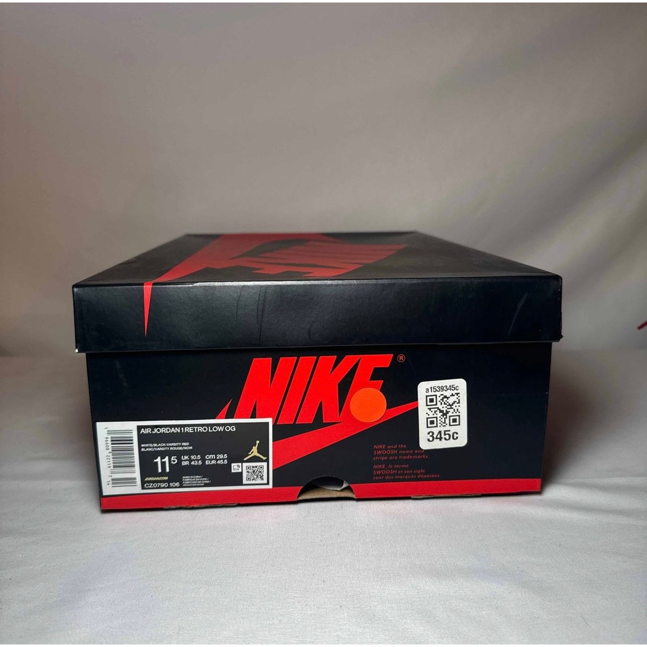 Jordan Brand × Nike Size 11.5 - Air Jordan 1 Retro Low OG Black Toe Men's Shoes Size US 11.5 / EU 44-45 - 9 Thumbnail