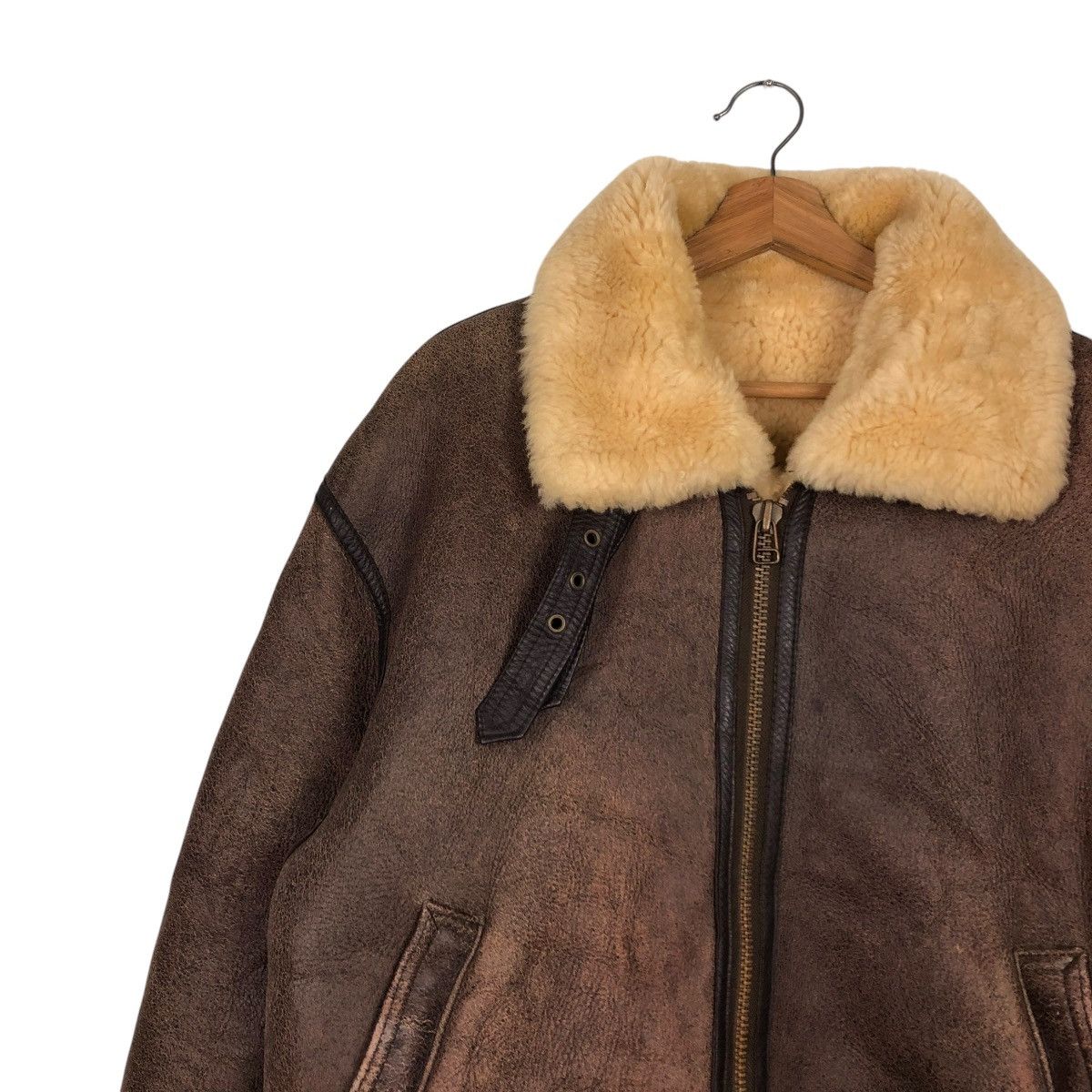 Vintage 🔥VINTAGE GENUINE LEATHER SHEARLING B-3 JACKET AIR FORCE Size US L / EU 52-54 / 3 - 7 Thumbnail