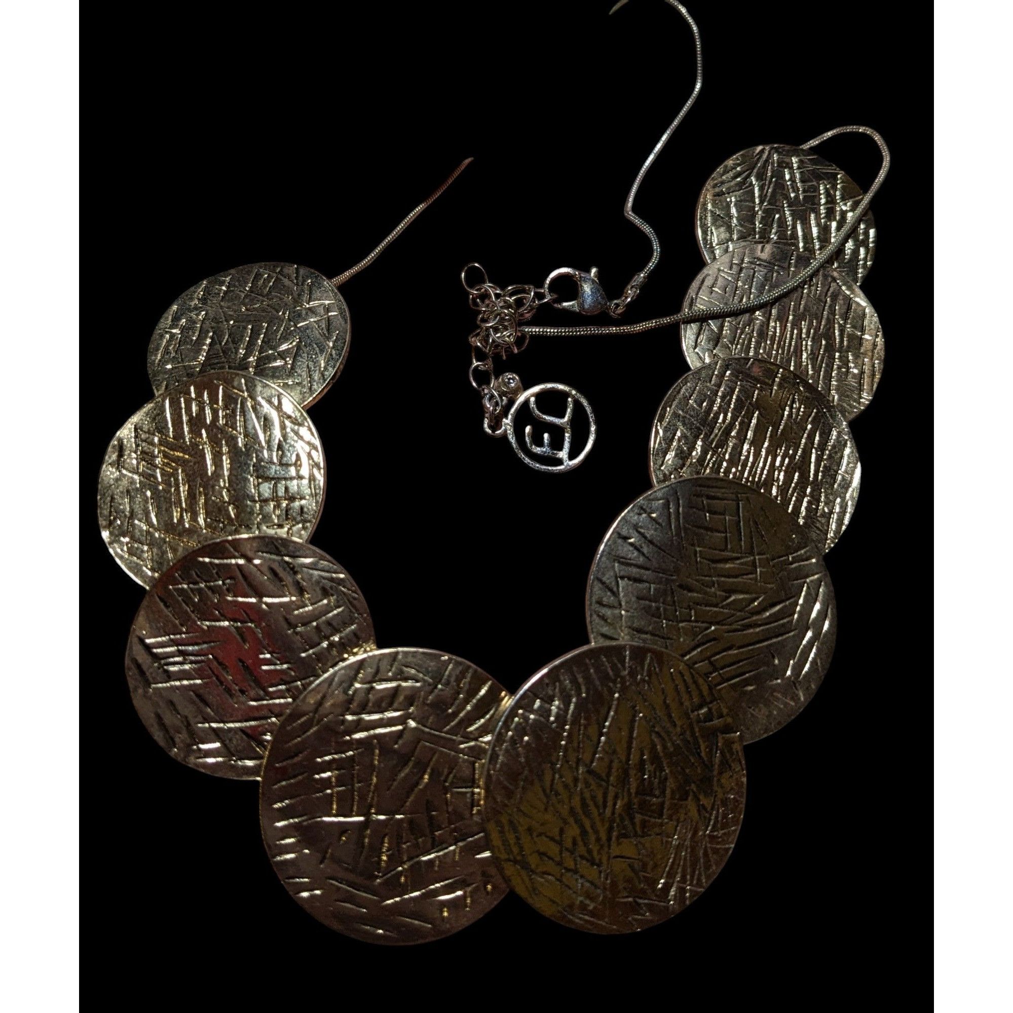 Other Modern Glam Erica Lyons Etched Gold Disc Necklace Size ONE SIZE - 4 Thumbnail