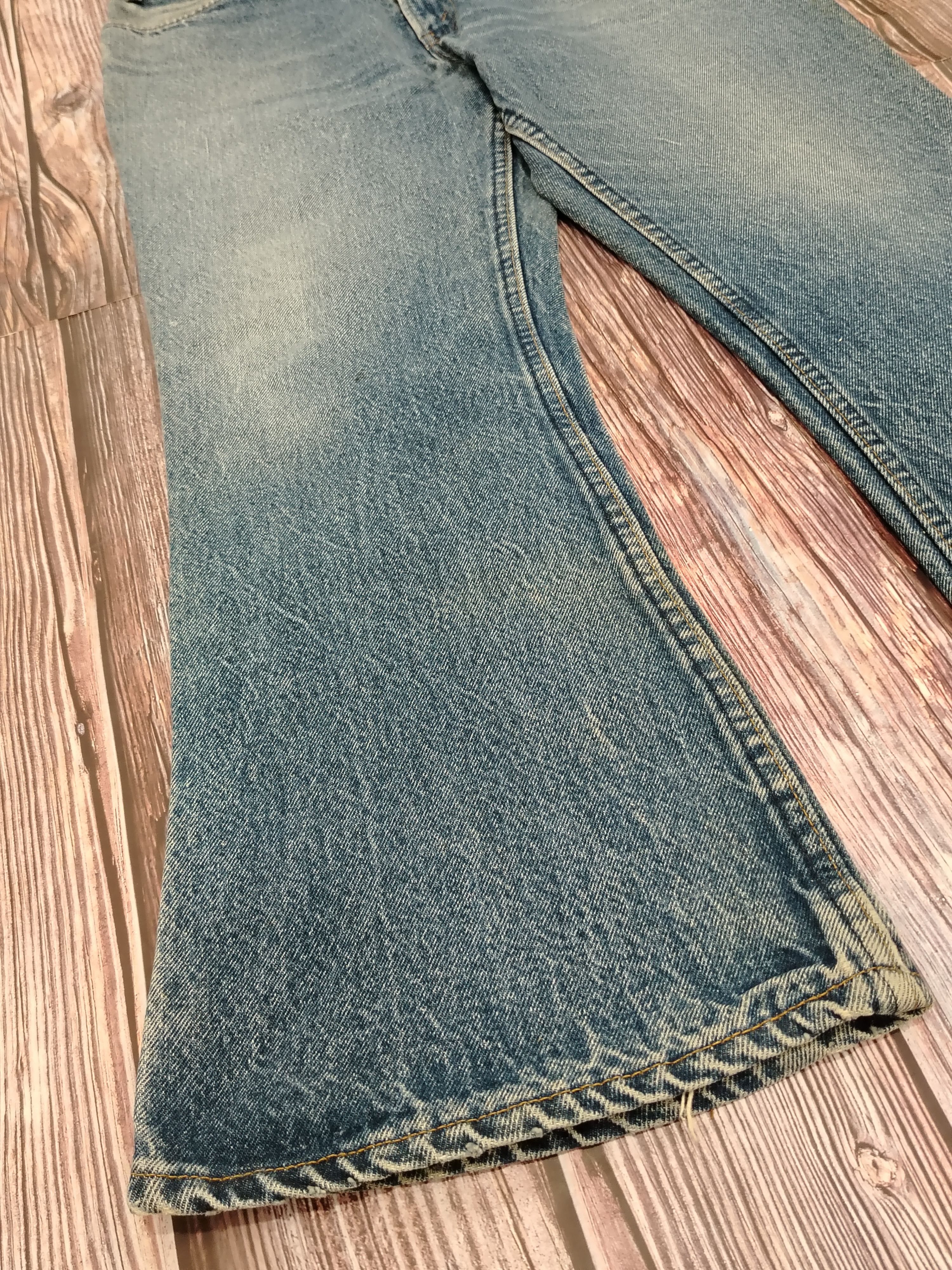 Levi's Levis 646 Jeans Flare Bell Bottom Bootcut Vintage Size US 34 / EU 50 - 3 Thumbnail