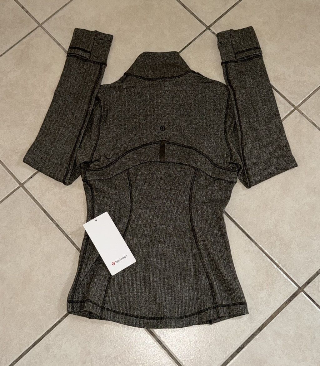 Lululemon LULULEMON DEFINE JACKET HERRINGBONE DARK OLIVE BROWN SZ 4 Size S / US 4 / IT 40 - 8 Thumbnail