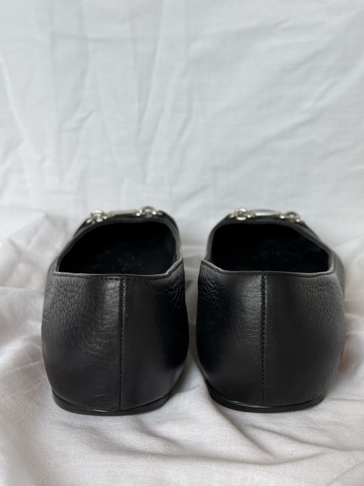 Gucci Gucci Black Leather Ballet Flats Metal Plaque Size US 7 / IT 37 - 8 Thumbnail