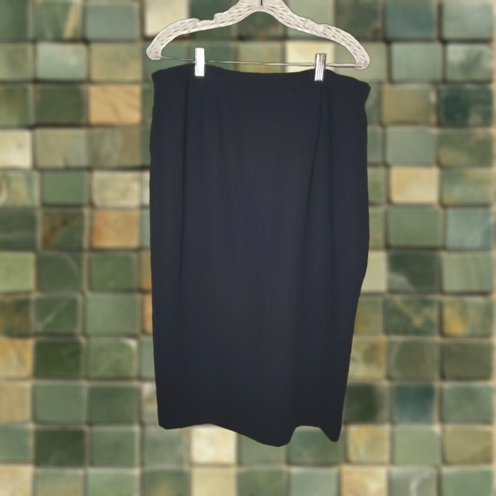Vintage Womens Black Long Maxi Skirt 16P Petite Size 16P Skirt Black Maxi Women Petite Small?? Size 38" / US 16 / IT 52 - 1 Thumbnail