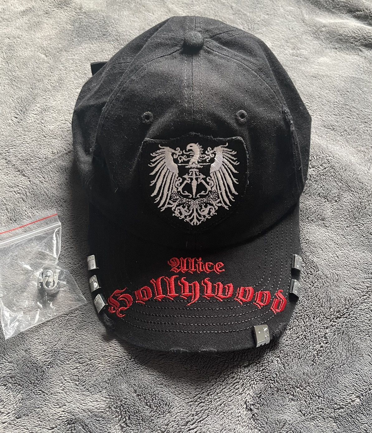 Alice Hollywood ALICE ATELIER LOGO CAP 2.0 (BLACK/RED) | Grailed