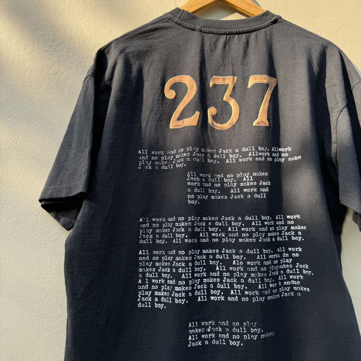 Vintage the shining movie t shirt Size US XL / EU 56 / 4 - 4 Thumbnail