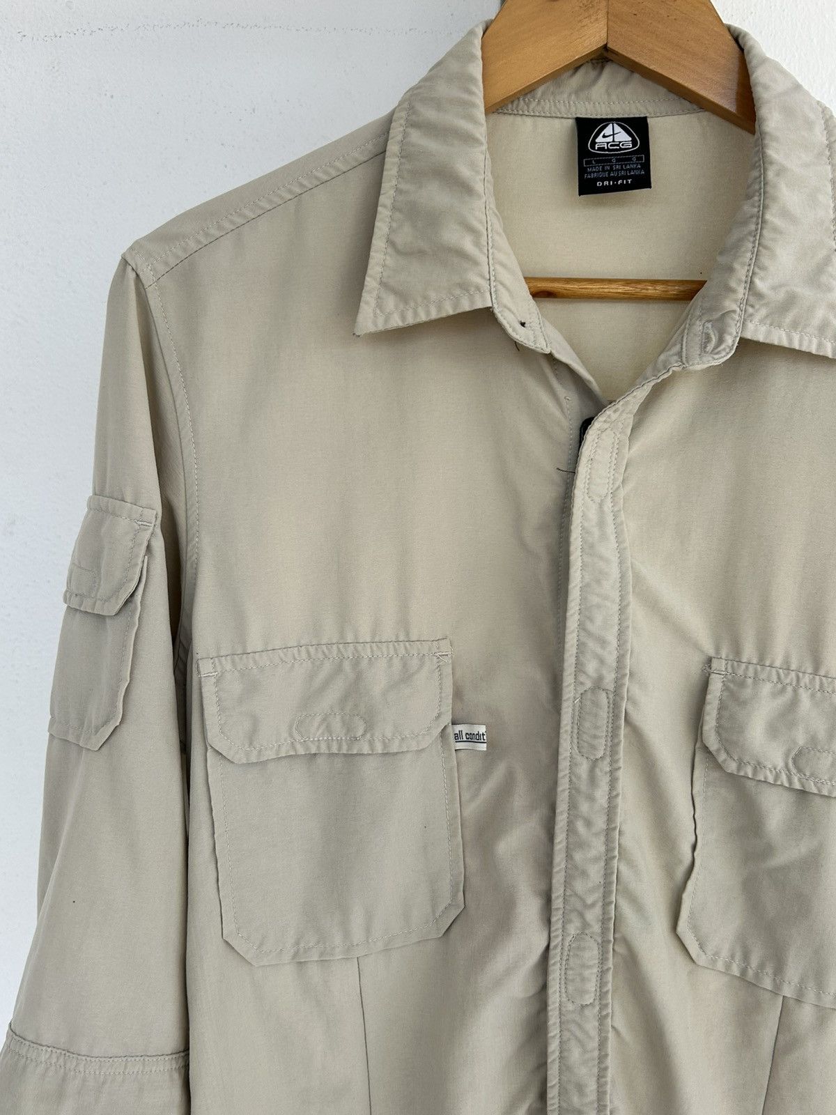 Nike ACG Nike ACG Double Pocket Button Up Beige Size L / US 10 / IT 46 - 3 Thumbnail