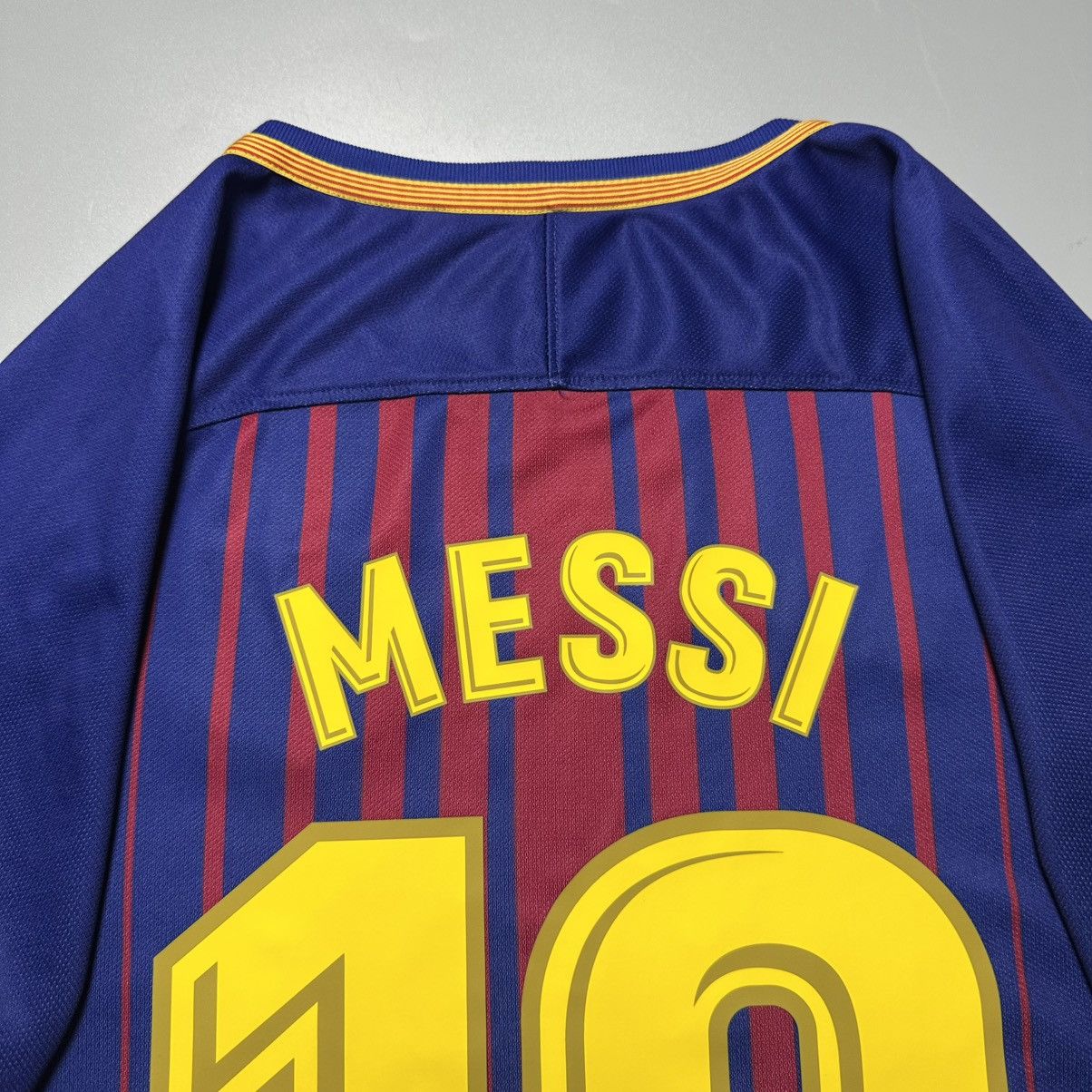 Nike BARCELONA NIKE 2017/2018 FOOTBALL HOME JERSEY #10 MESSI Size US S / EU 44-46 / 1 - 9 Thumbnail