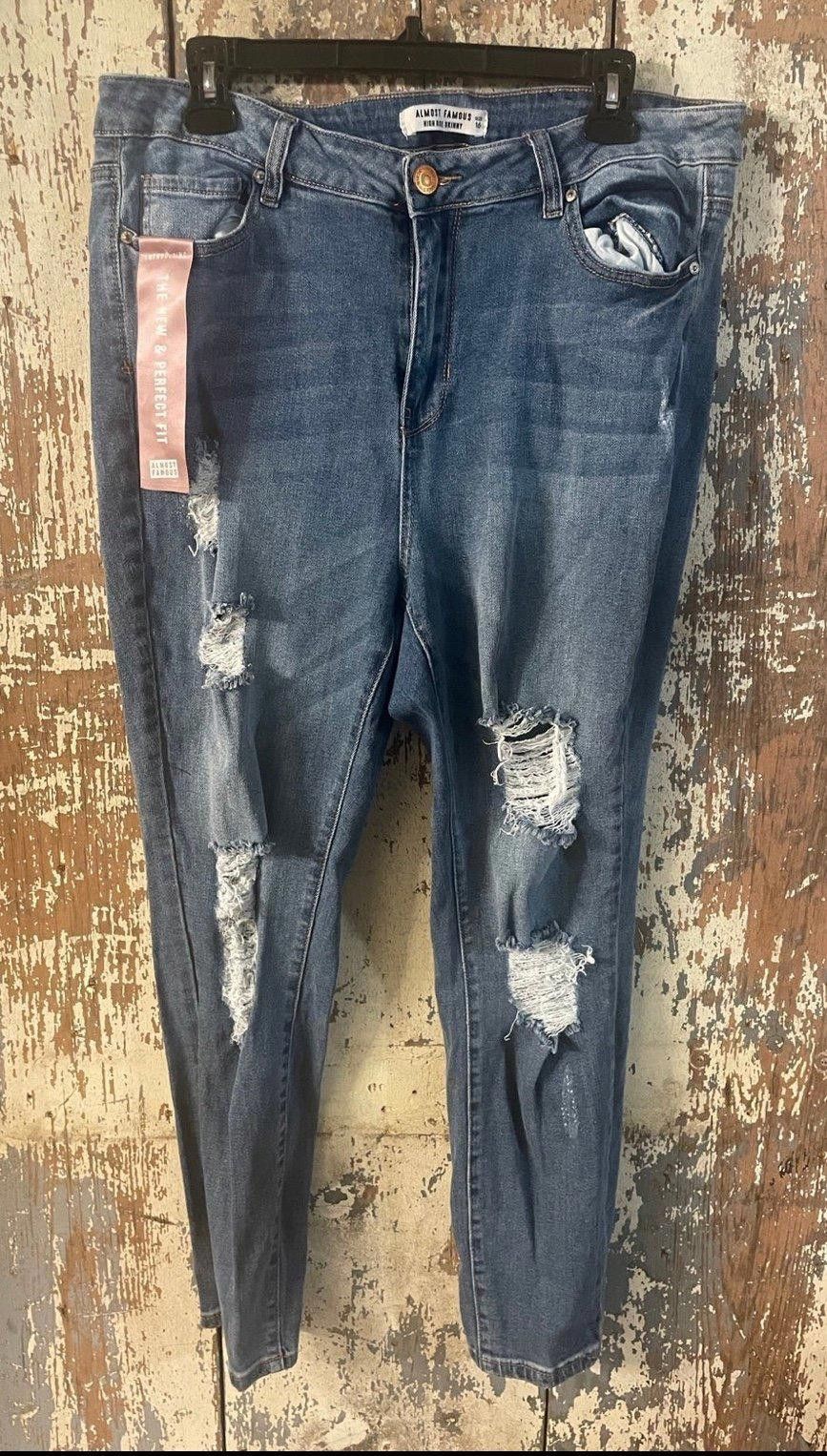 Almost Famous Almost Famous High Rise Skinny jeans women’s size 16 NWT Size 36" / US 14 / IT 50 - 1 Thumbnail