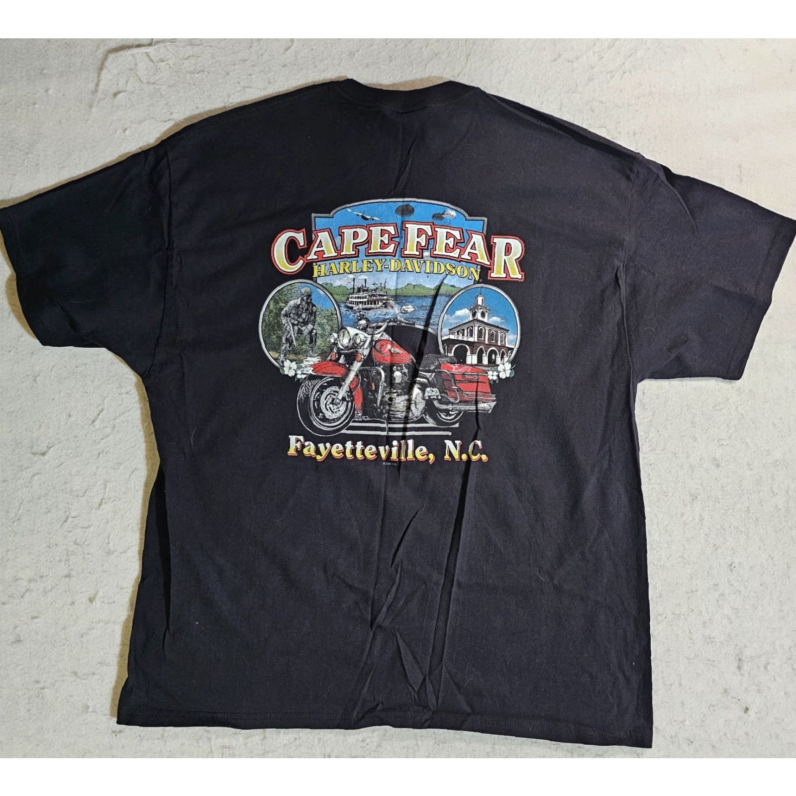 Harley Davidson VINTAGE Harley-Davidson T-Shirt Men 2XL Black Short Sleeve Crew Neck HD Cape Fear Fayetteville NC 2000s Vintage Size US XXL / EU 58 / 5 - 7 Thumbnail