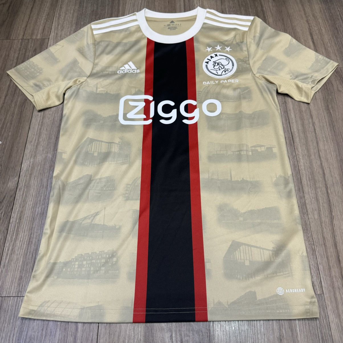 Adidas Ajax 22/23 third away shirt #10 Tadic Size US S / EU 44-46 / 1 - 1 Thumbnail