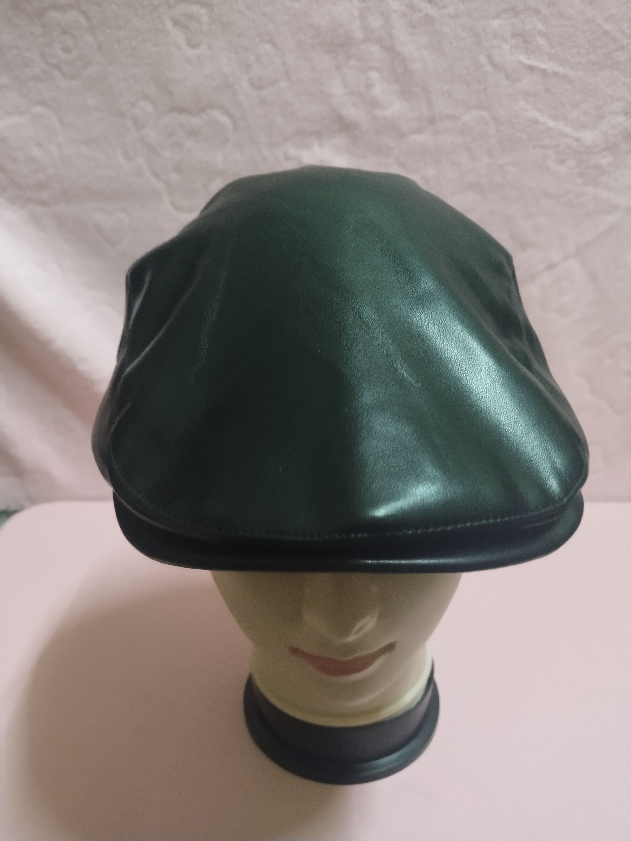 Japanese Brand ALL BLACK GU SYNTHETIC LEATHER BARETTA HAT Size ONE SIZE - 1 Thumbnail