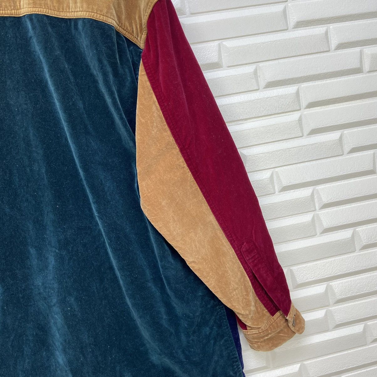Japanese Brand Japanese Brand Velvet Color Block Loose Shirt Size US S / EU 44-46 / 1 - 15 Thumbnail