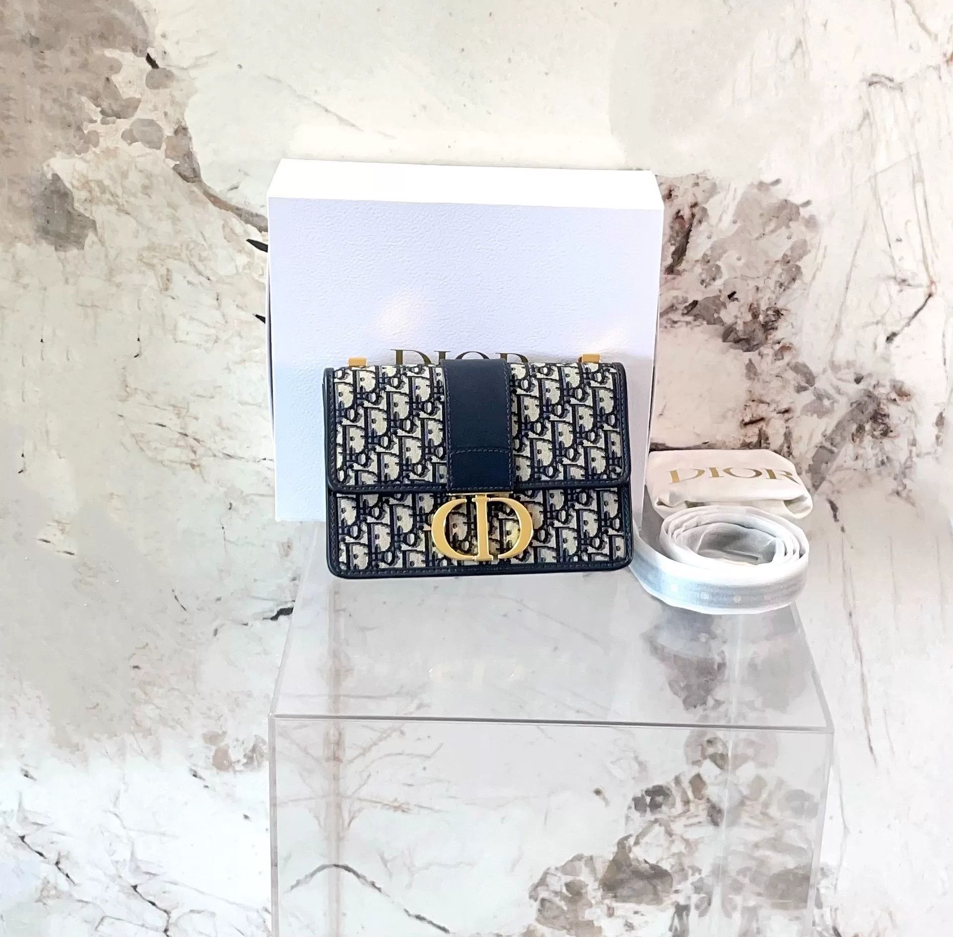 Dior Pre-loved Bag Very good condition Size ONE SIZE - 1 Thumbnail