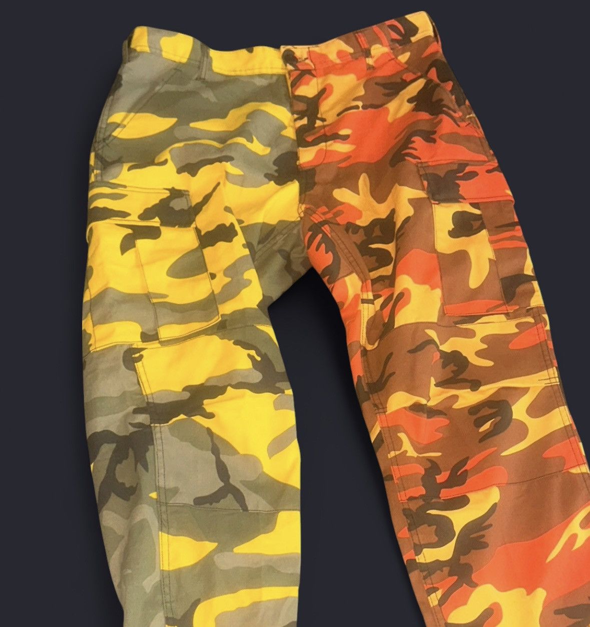 Vintage Travis Scott-Inspired Two-Tone Camo Pants – Size Large Size US 36 / EU 52 - 4 Thumbnail