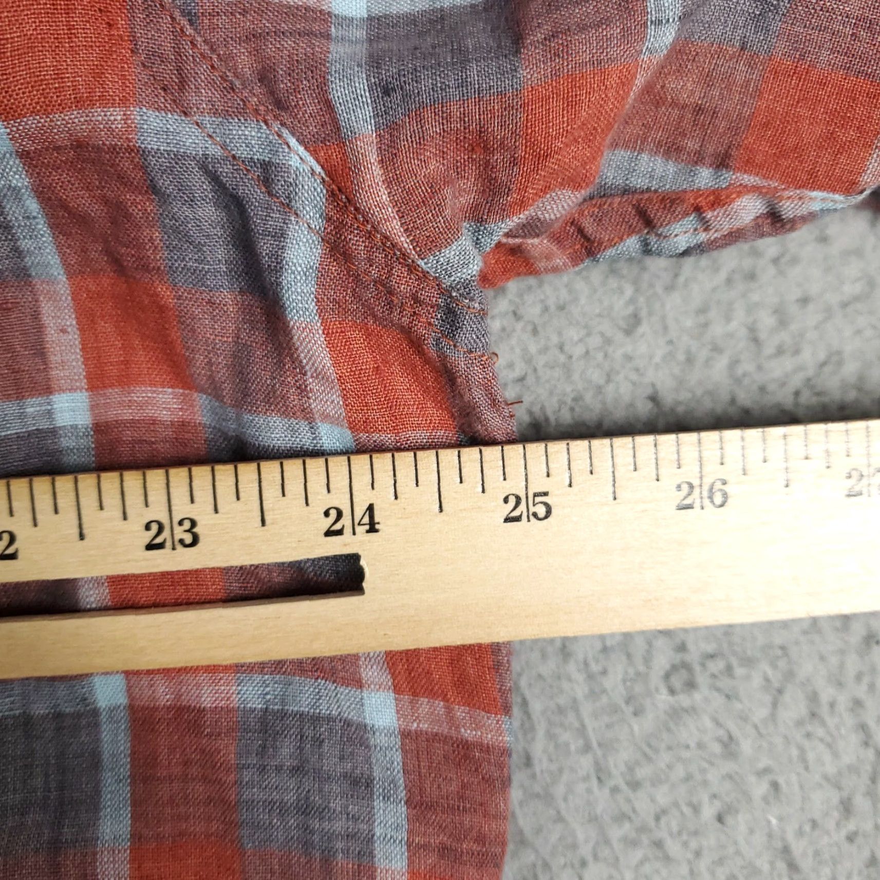 Johnston & Murphy VINTAGE Johnston & Murphy Linen Gray Plaid Long Sleeve Button-Up Shirt Size XL Casual Outdoors Mens Size US XL / EU 56 / 4 - 5 Thumbnail