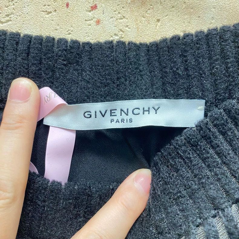 Givenchy Givenchy Black Stripe Corduroy Half Skirt / Size S / 333 Size S / US 4 / IT 40 - 3 Thumbnail