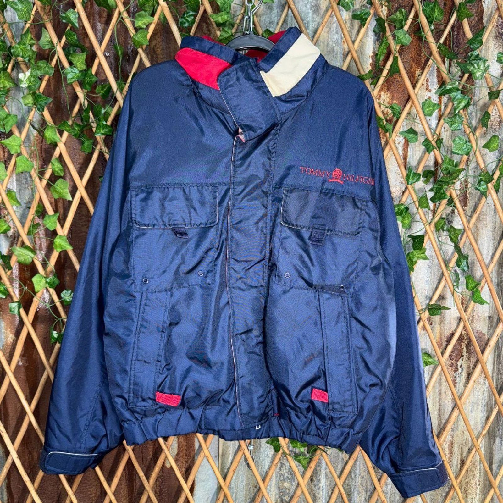 Tommy Hilfiger Vintage y2k tommy hilfiger embroidered cargo puffer jacket Size US L / EU 52-54 / 3 - 1 Thumbnail