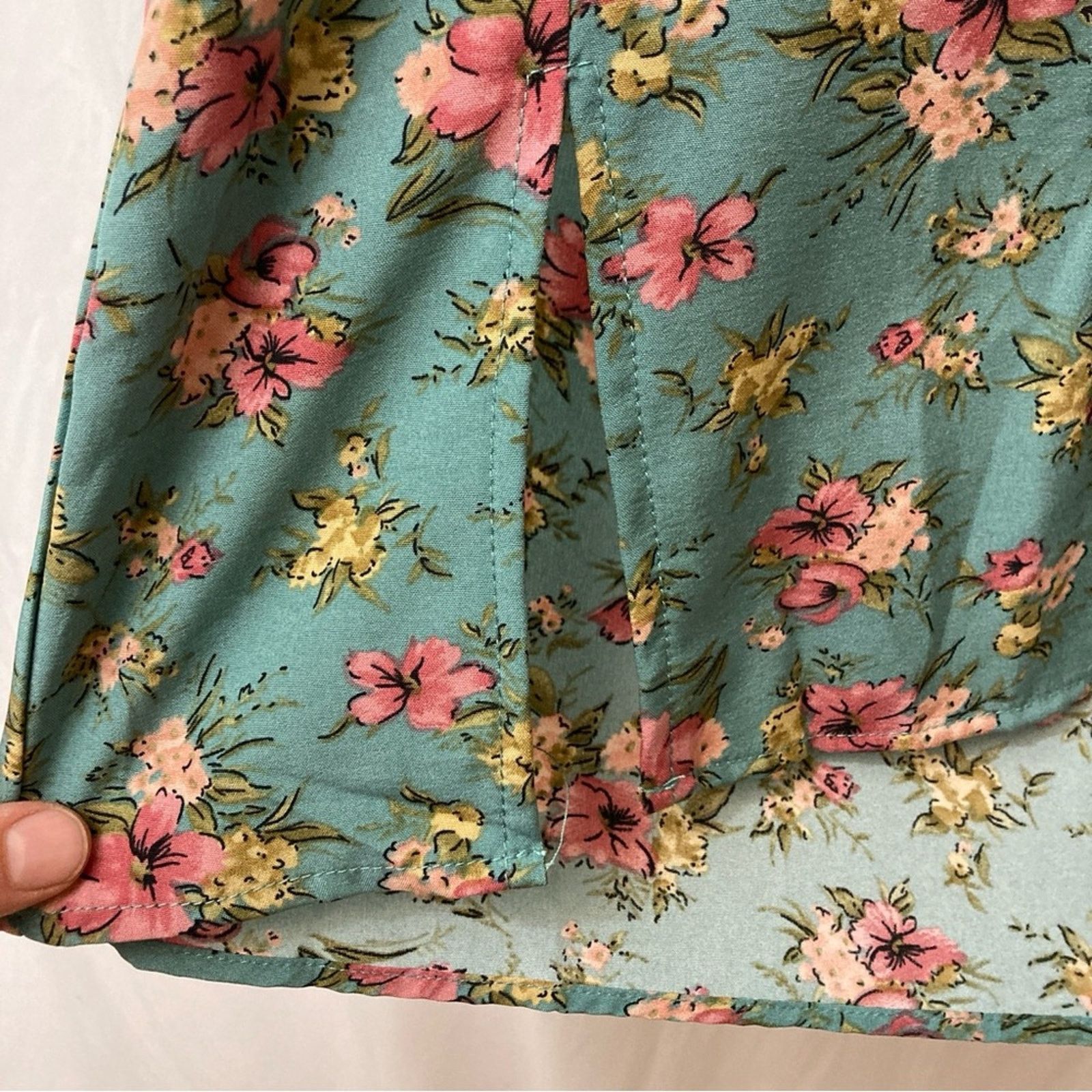 Nasty Gal Nasty Gal Floral Crossover V-Neck Flounce Slit Mini Dress Size M / US 6-8 / IT 42-44 - 7 Thumbnail