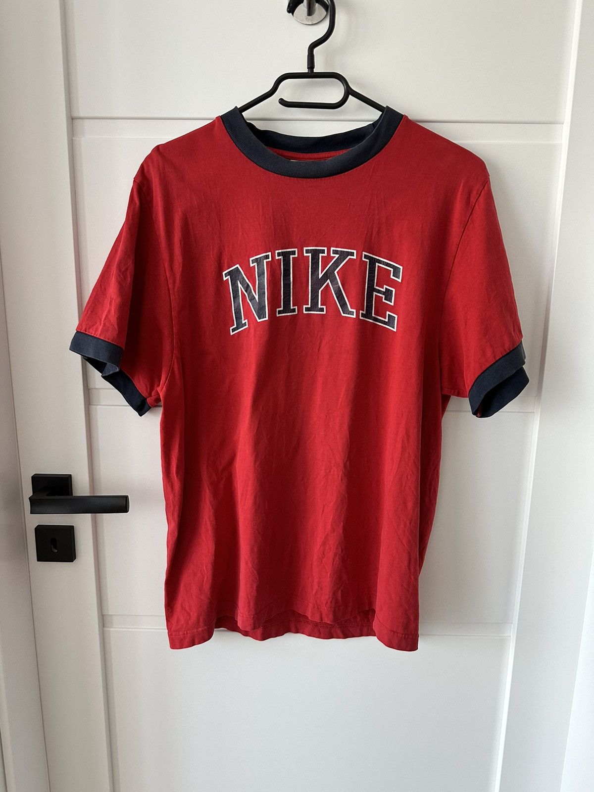 Nike 90’s NIKE vintage faded red t shirt big logo Size US M / EU 48-50 / 2 - 2 Thumbnail