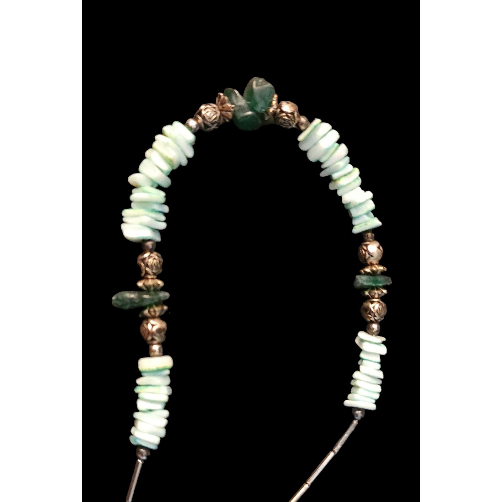 Other Vintage green Pukla Shell, silver, green sea glass necklace Size ONE SIZE - 4 Thumbnail