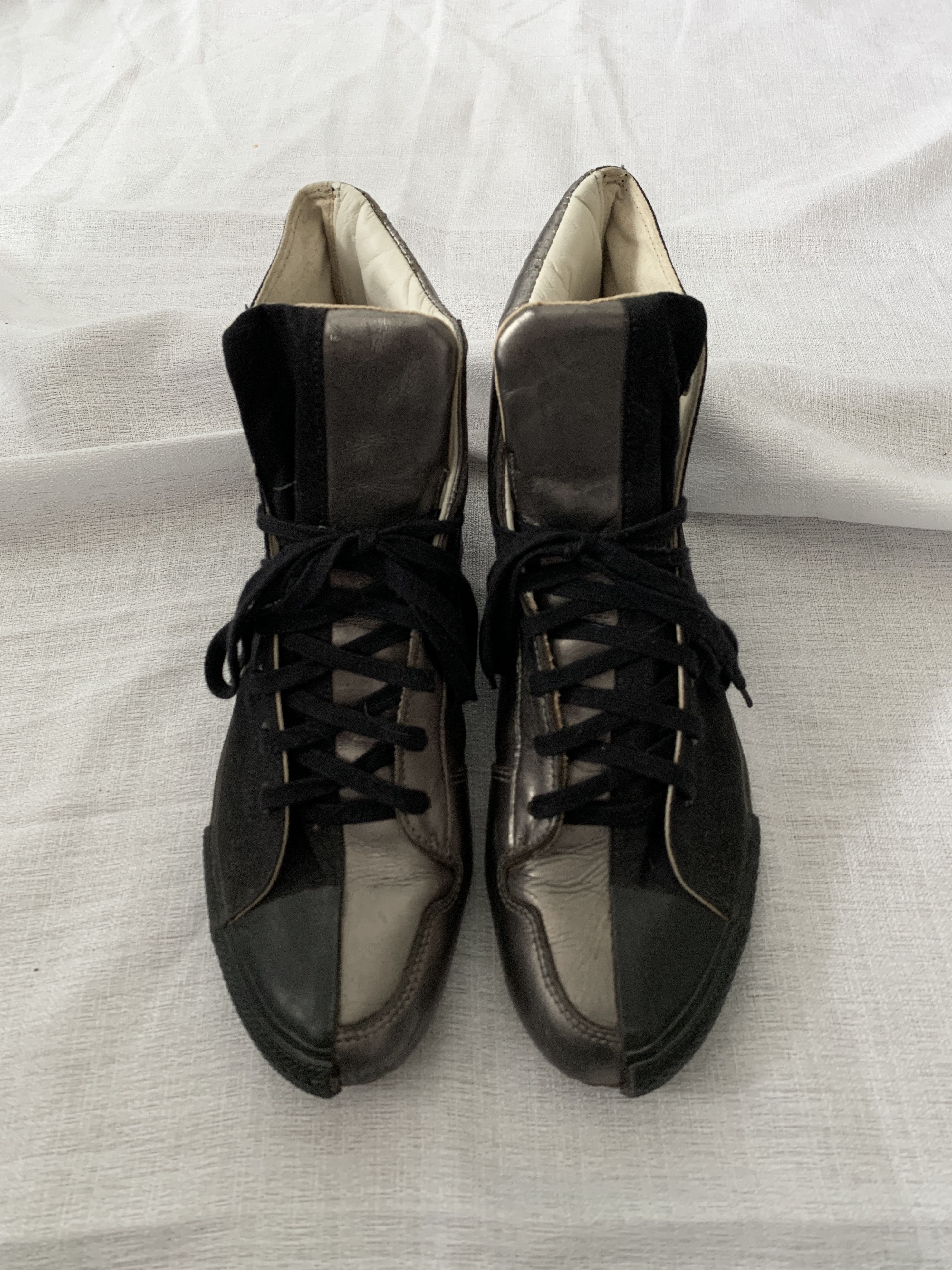 Maison MIHARA YASUHIRO miharayasuhiro twisted zip up boots | Grailed