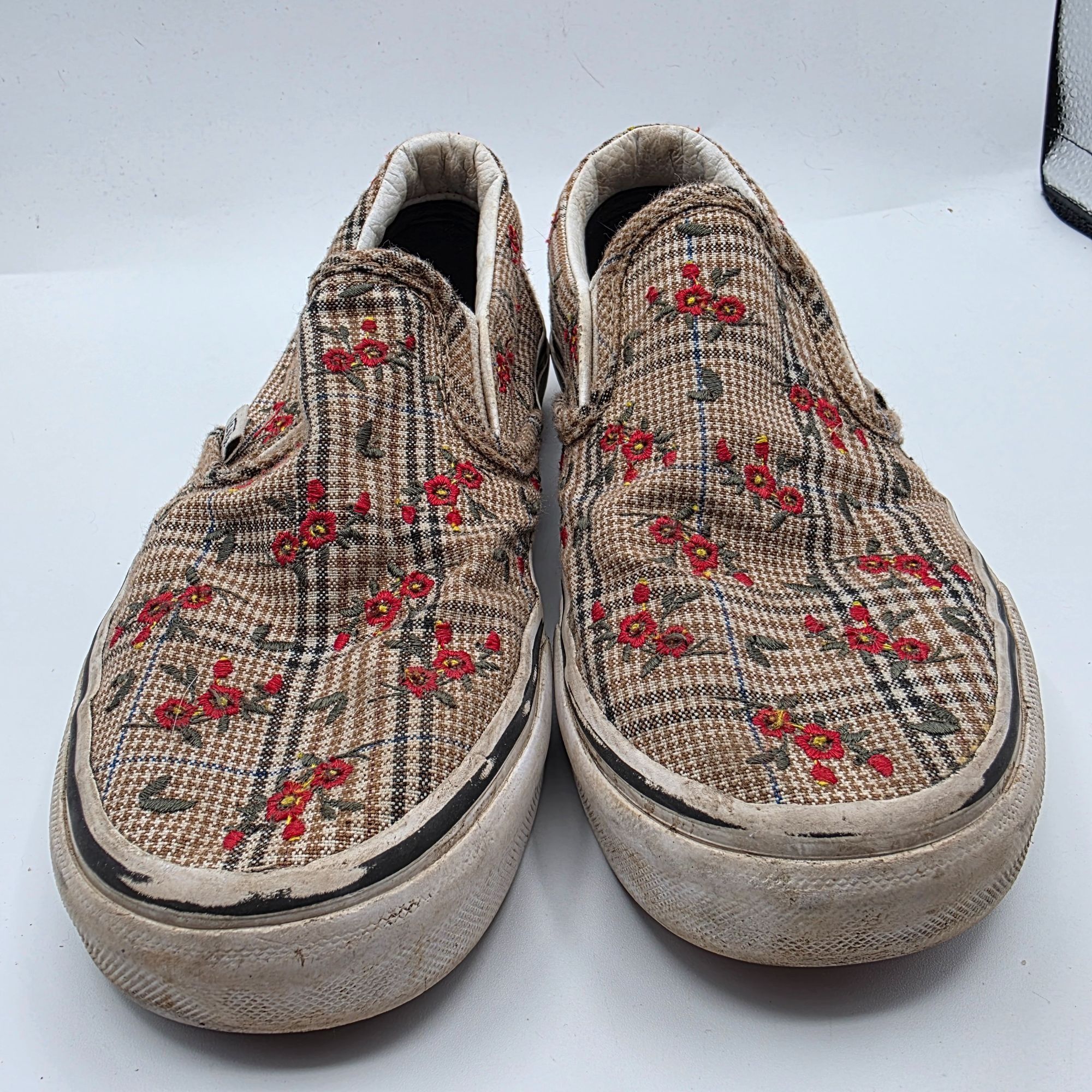 Vans Vans Classic Glen Plaid Floral Women Size 5 Slip On Shoes Ca Size US 5 / IT 35 - 2 Thumbnail