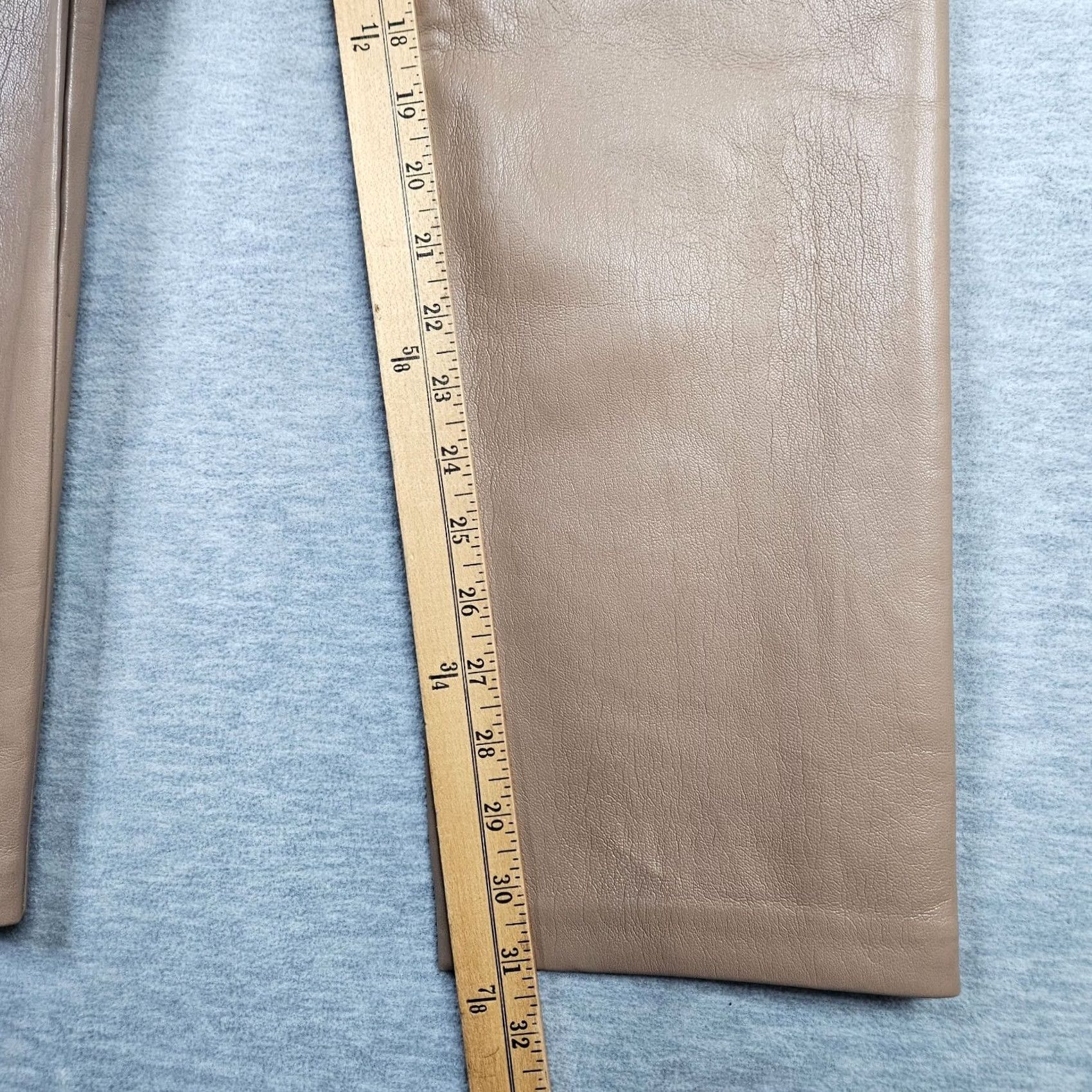 Vintage Wilfred Pant Women’s Straight Leg Camel Zip Fly Pockets Size 4 Pant Adults Beige Collection 4 Calico? Size 27" / US 4 / IT 40 - 6 Thumbnail