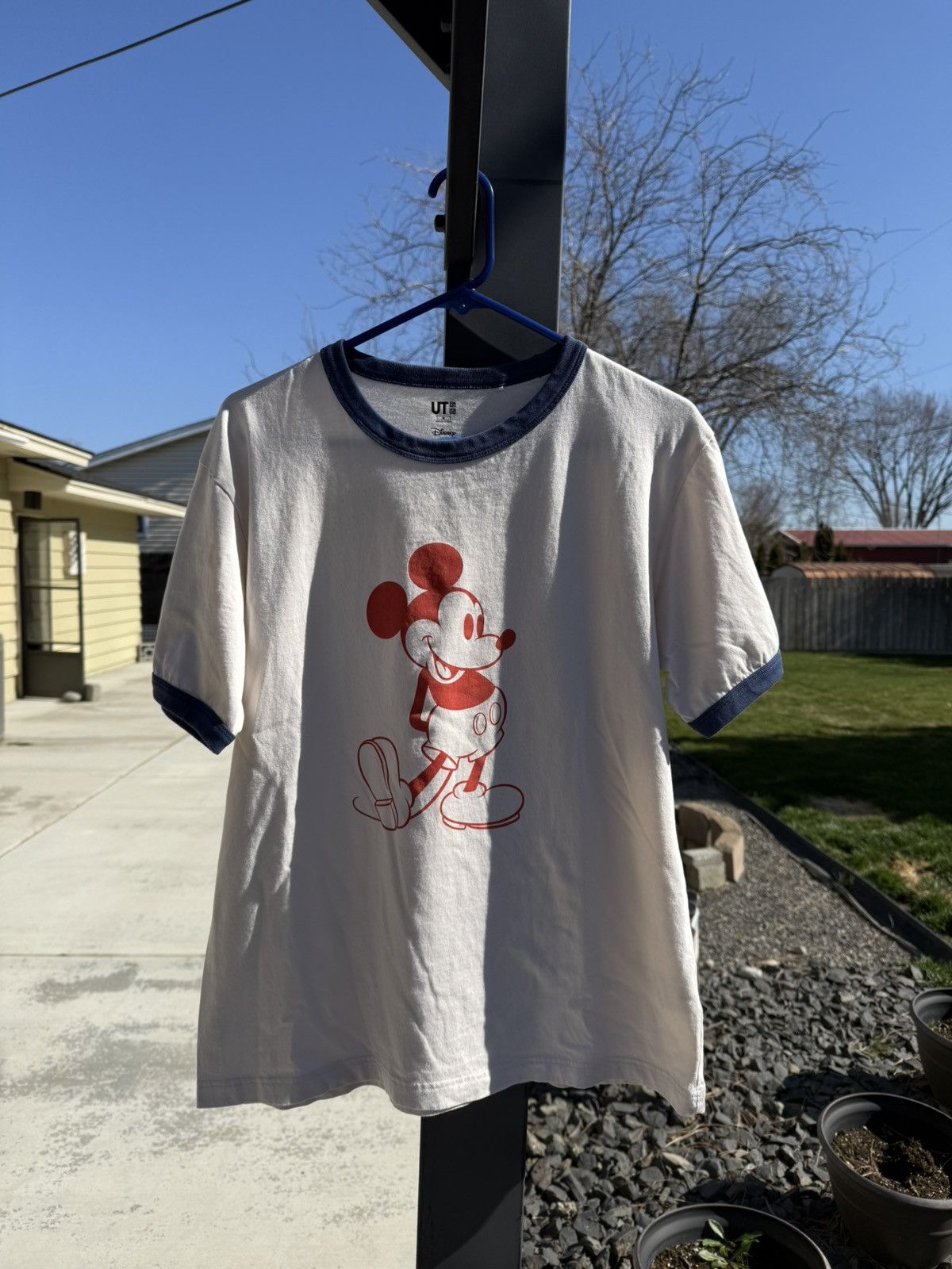 Disney Exclusive Uniqlo x Disney World T-Shirt Size US M / EU 48-50 / 2 - 1 Thumbnail