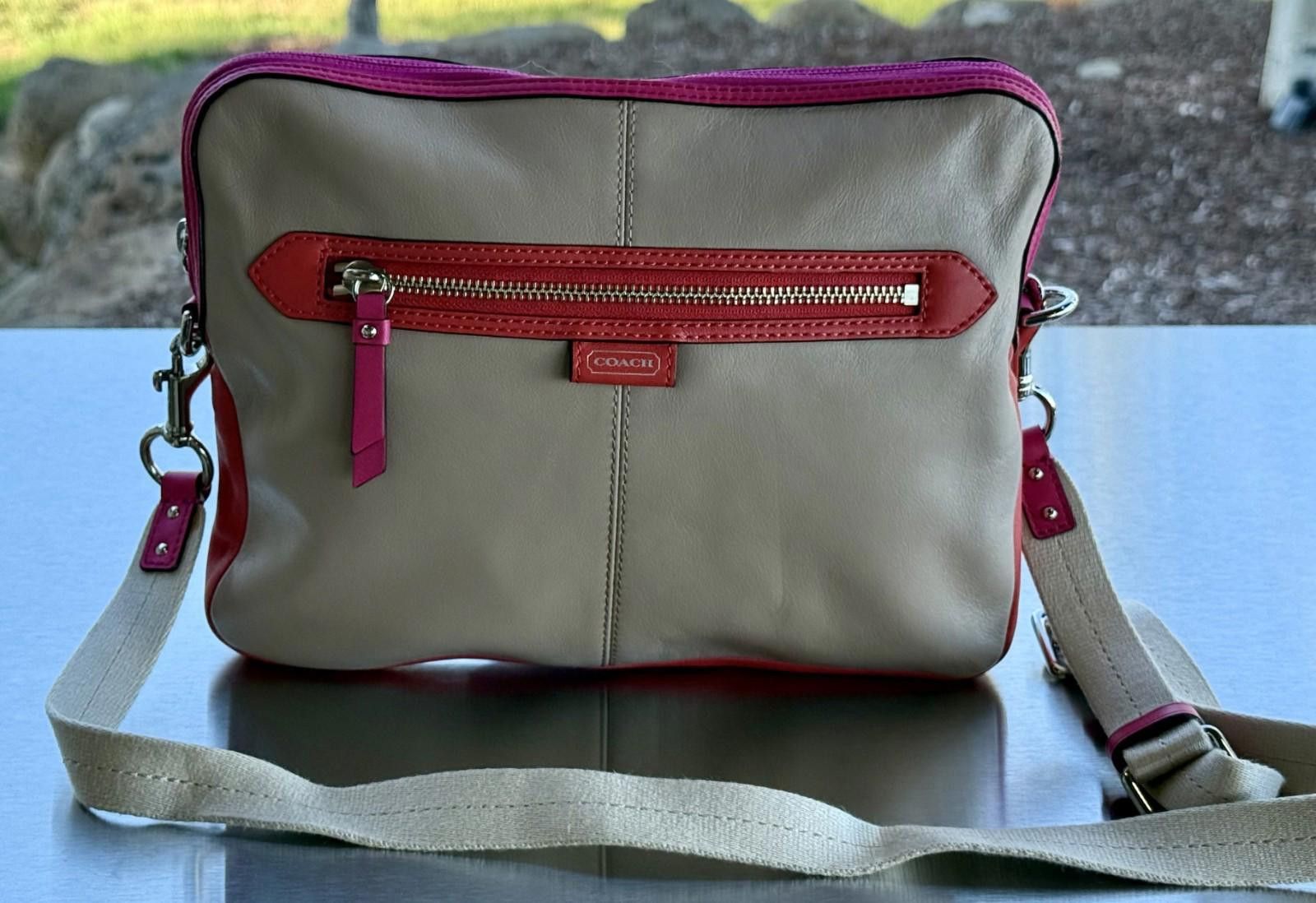 Coach Leather Crossbody Messenger iPad eReader w Adjustable Strap Size ONE SIZE - 10 Thumbnail