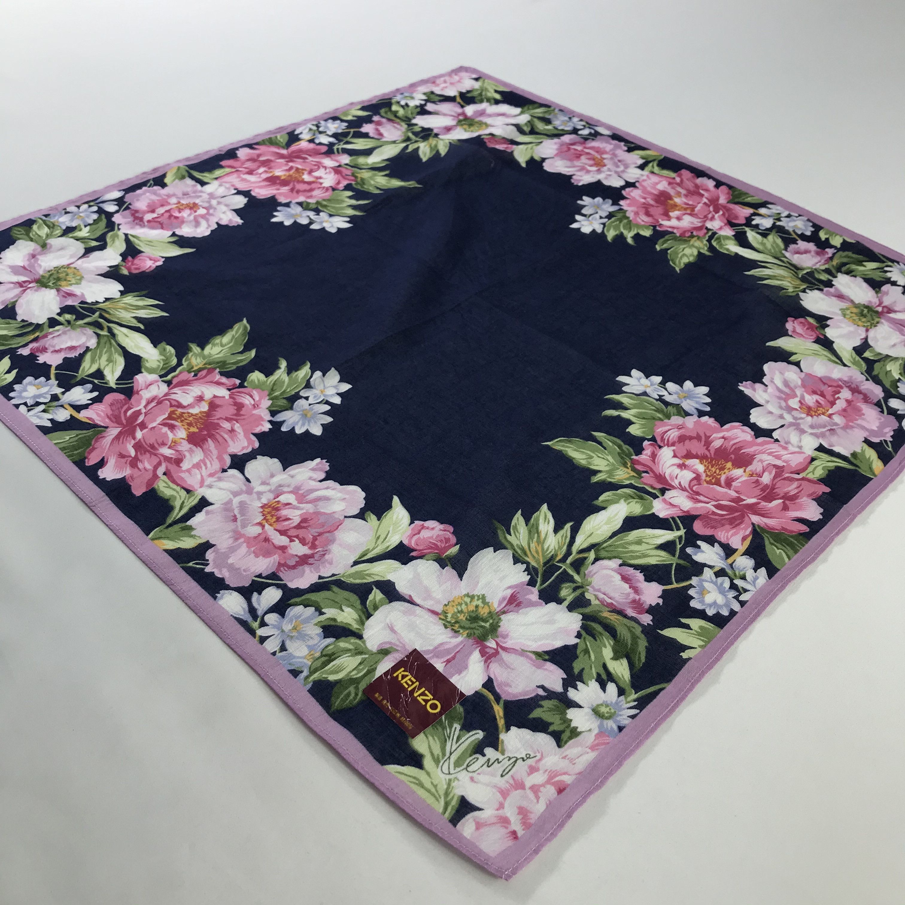 Kenzo × Vintage Kenzo Bandana / Handkerchief / Neckerchief - S1140 Size ONE SIZE - 2 Thumbnail