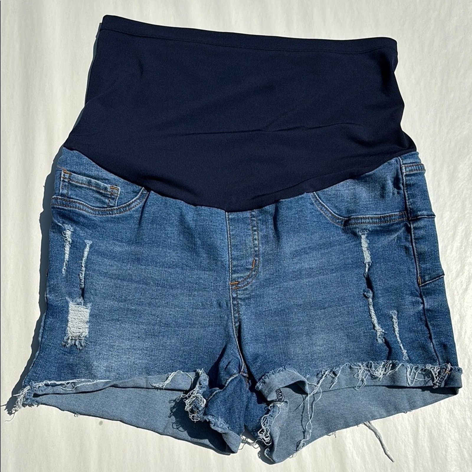 The Unbranded Brand S.O.N.G Denim Blue Maternity Shorts Size Large Size 34" / US 12 / IT 48 - 1 Thumbnail