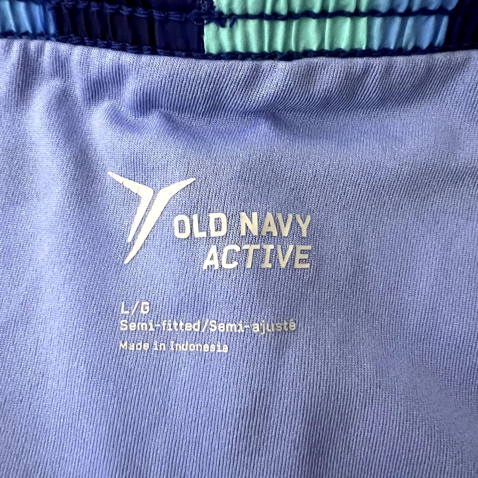 Old Navy Old Navy Blue Patterned Athletic Shorts Size 34" / US 12 / IT 48 - 3 Thumbnail