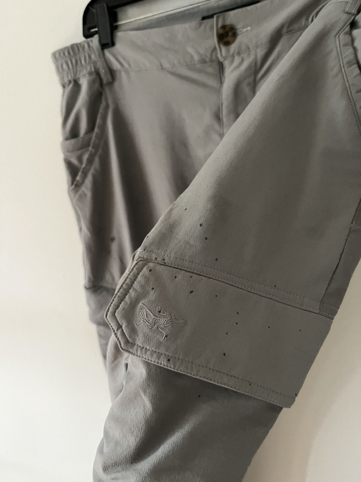 Arc'teryx Arcteryx Hiking Pants Grey XXL mens size gorpcore Size US 42 / EU 58 - 2 Thumbnail