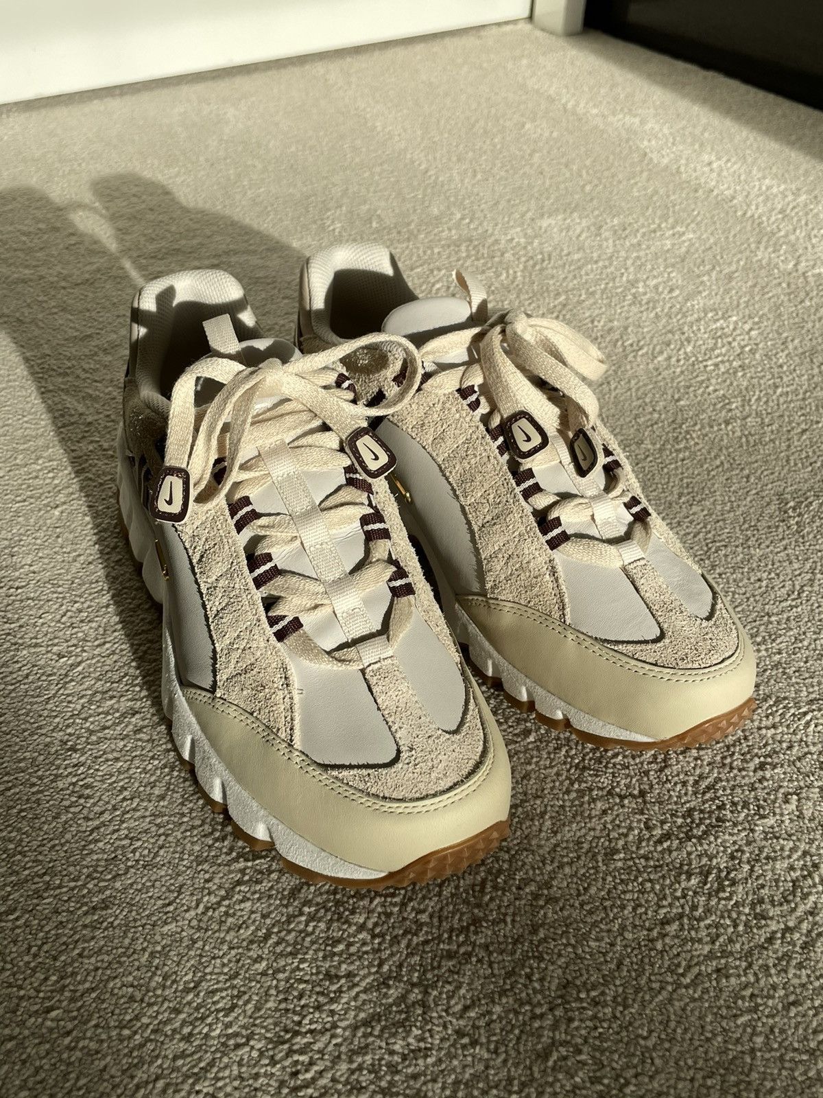 Jacquemus × Nike NEW Nike Air Humara LX x Jacquemus US 10 / EU 43 Size US 10 / EU 43 - 7 Thumbnail