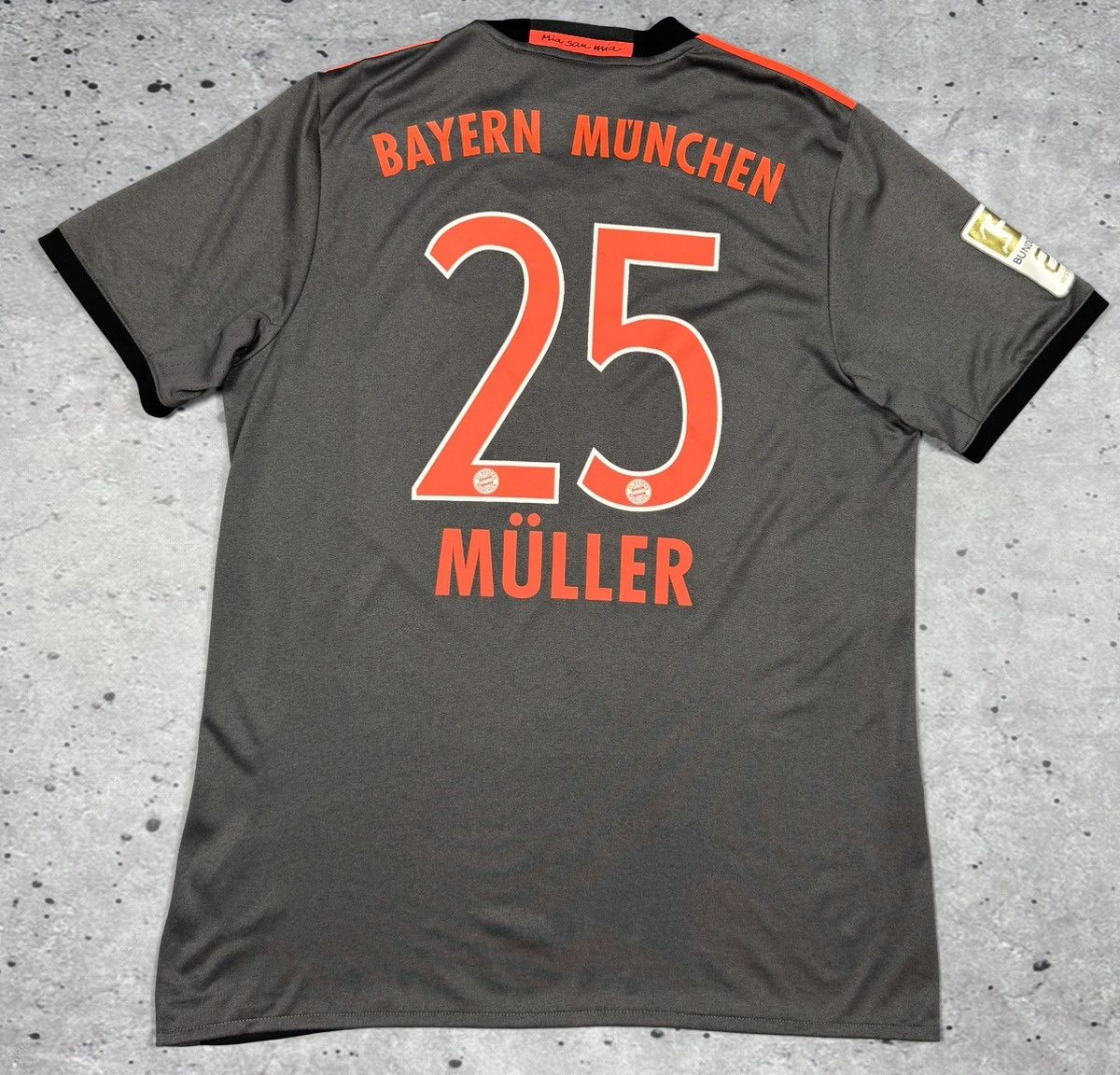 Bayern Munich Muller Adidas 2016-2017 Football Jersey