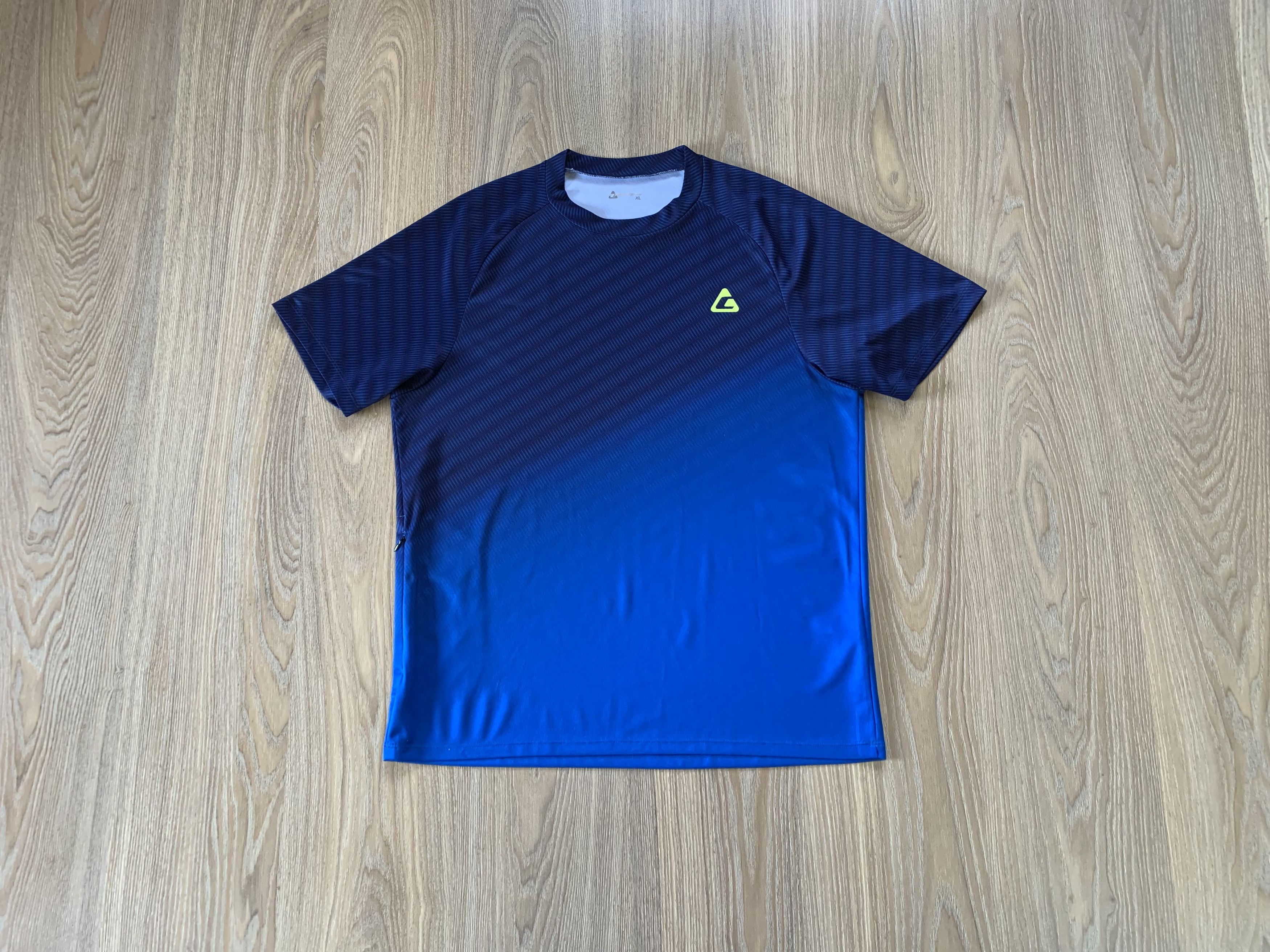 Bicycle Crosswave Short Sleeve Cycling Jersey T Shirt Size US XL / EU 56 / 4 - 1 Thumbnail