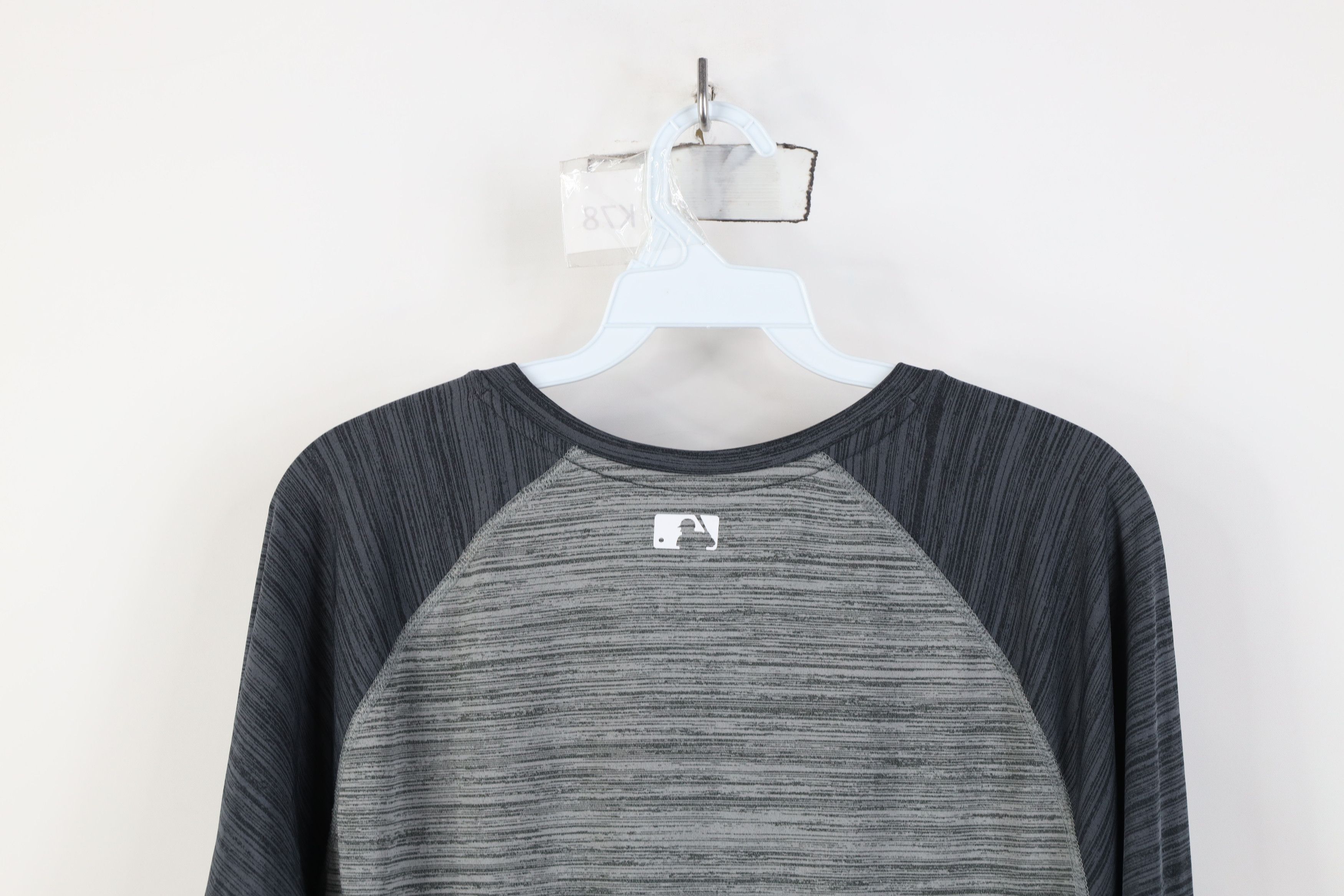 Nike Nike MLB Scott Center Swoosh 3/4 Sleeve Raglan T-Shirt Gray Size US S / EU 44-46 / 1 - 12 Thumbnail