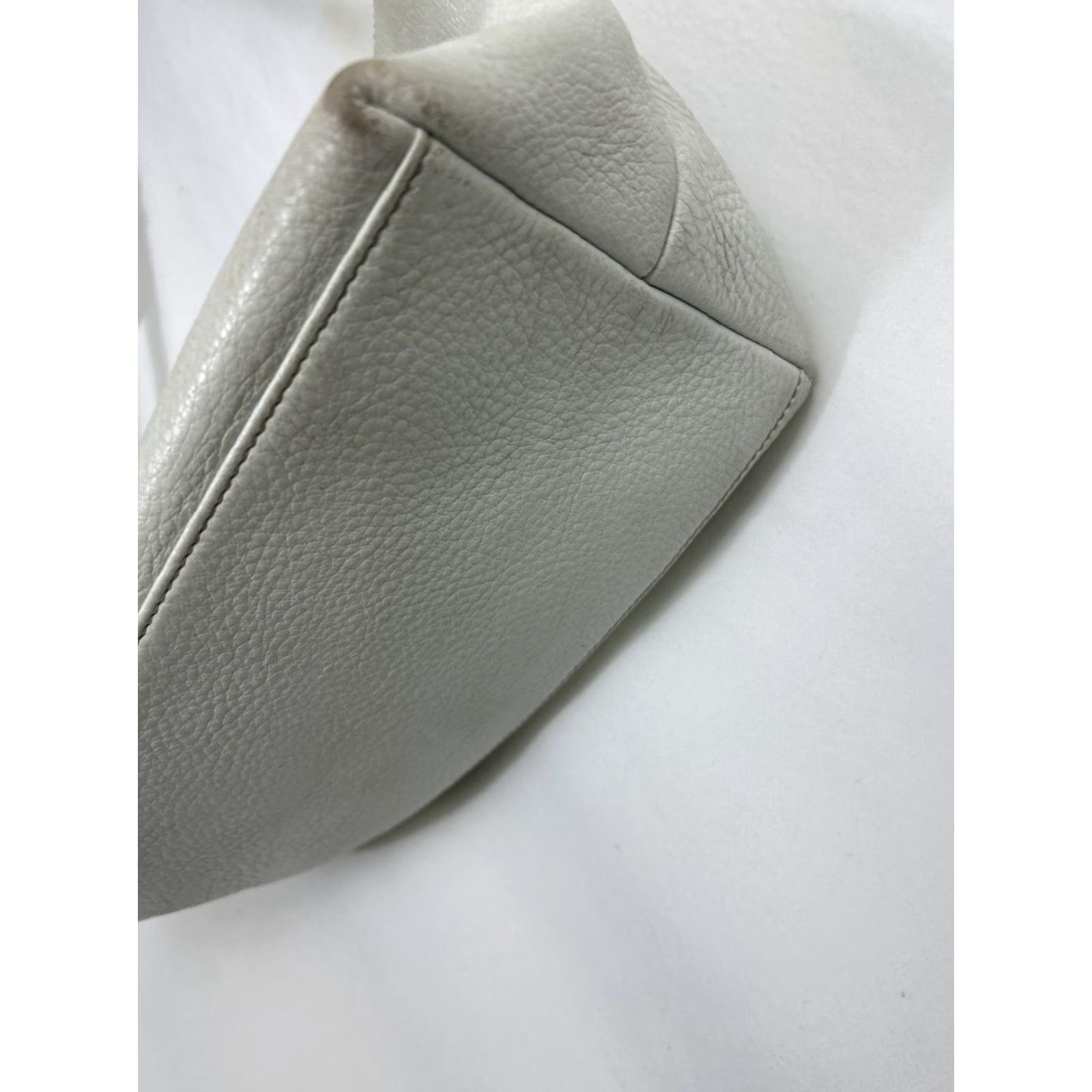 Dooney & Bourke VINTAGE Dooney & Bourke Pebbled Ivory Large Hobo Bag Double Handles Women Stains Size ONE SIZE - 6 Thumbnail