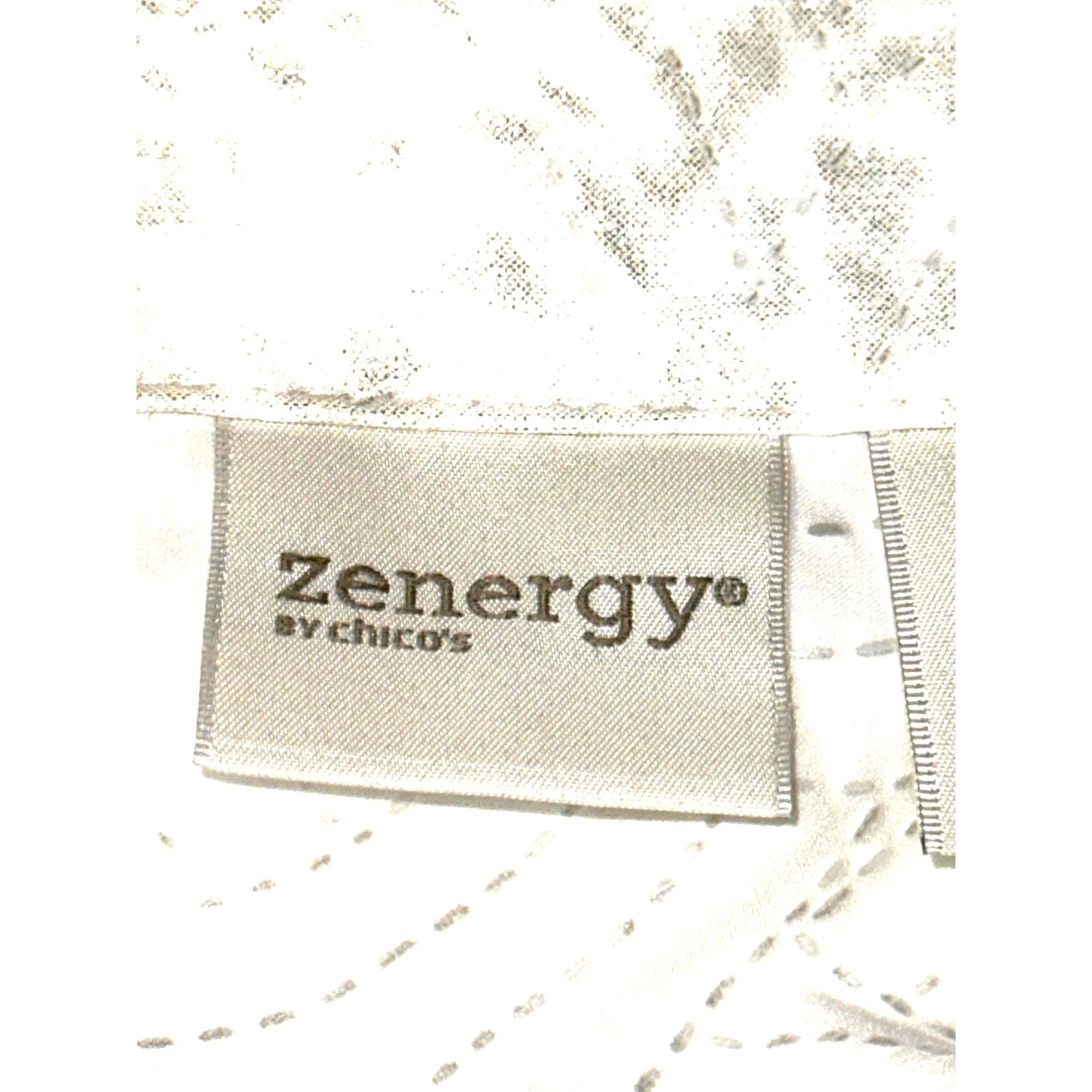 Chicos Chicos Zenergy White Animal Print Quilted Zip Front Sleevele Size L / US 10 / IT 46 - 7 Thumbnail