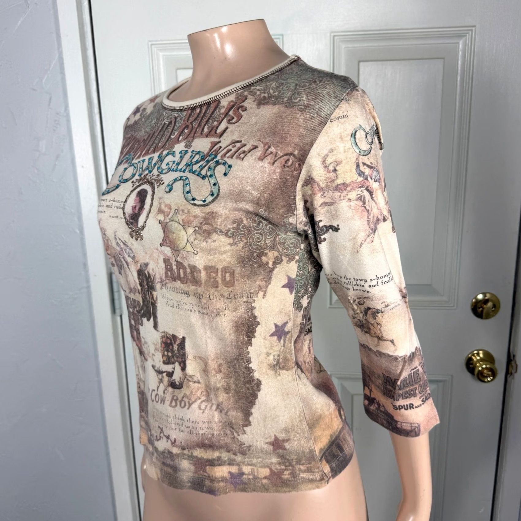 Vintage VINTAGE Cactus Women's Top Shirt Crew Neck 3/4 Sleeve Cotton Knit Floral Cream Small WW ZZ24 Size S / US 4 / IT 40 - 2 Thumbnail