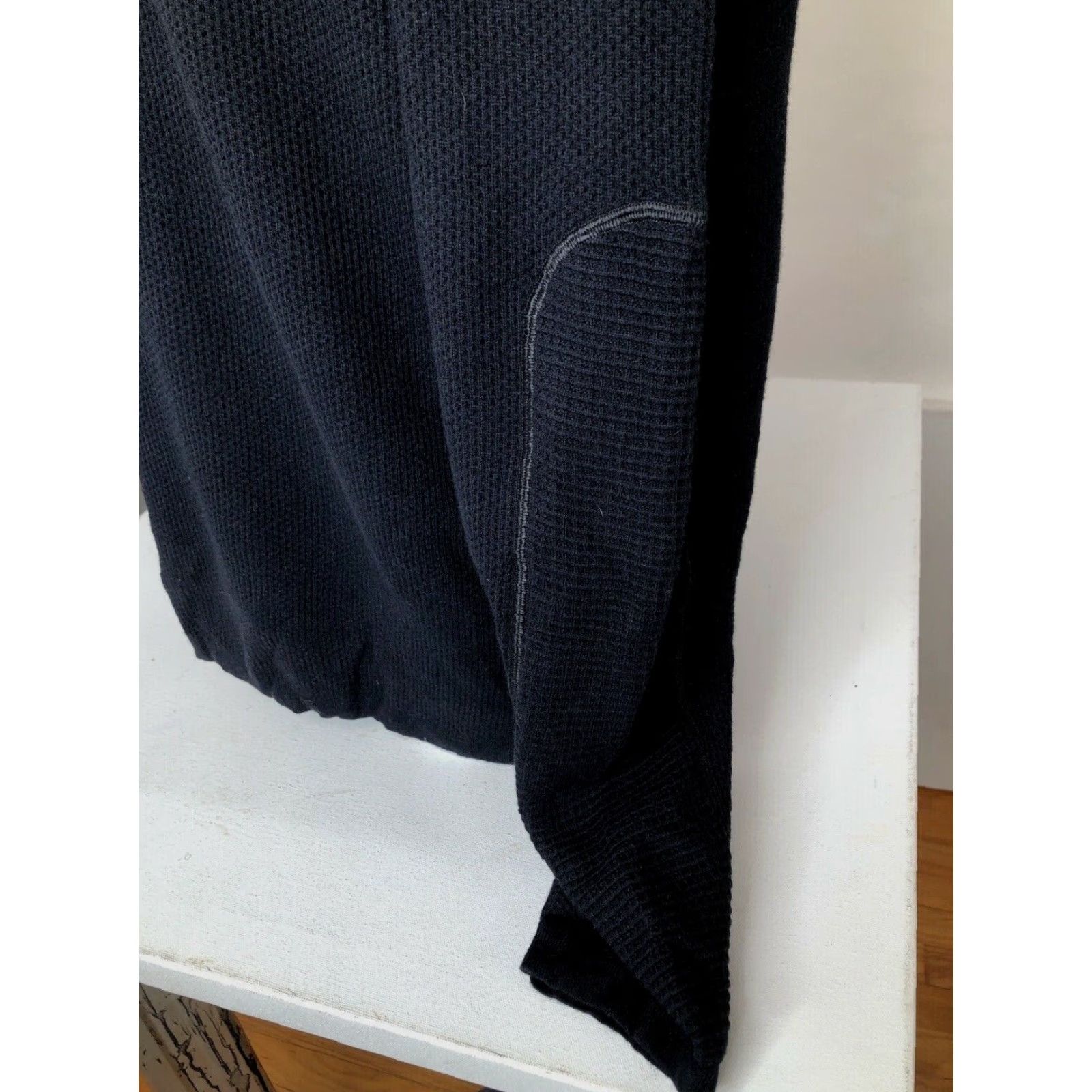 Helmut Lang HELMUT LANG Sweater Wool Blend Waffle-Knit Zip Both Sides Patch Black L Mens Size US L / EU 52-54 / 3 - 2 Thumbnail