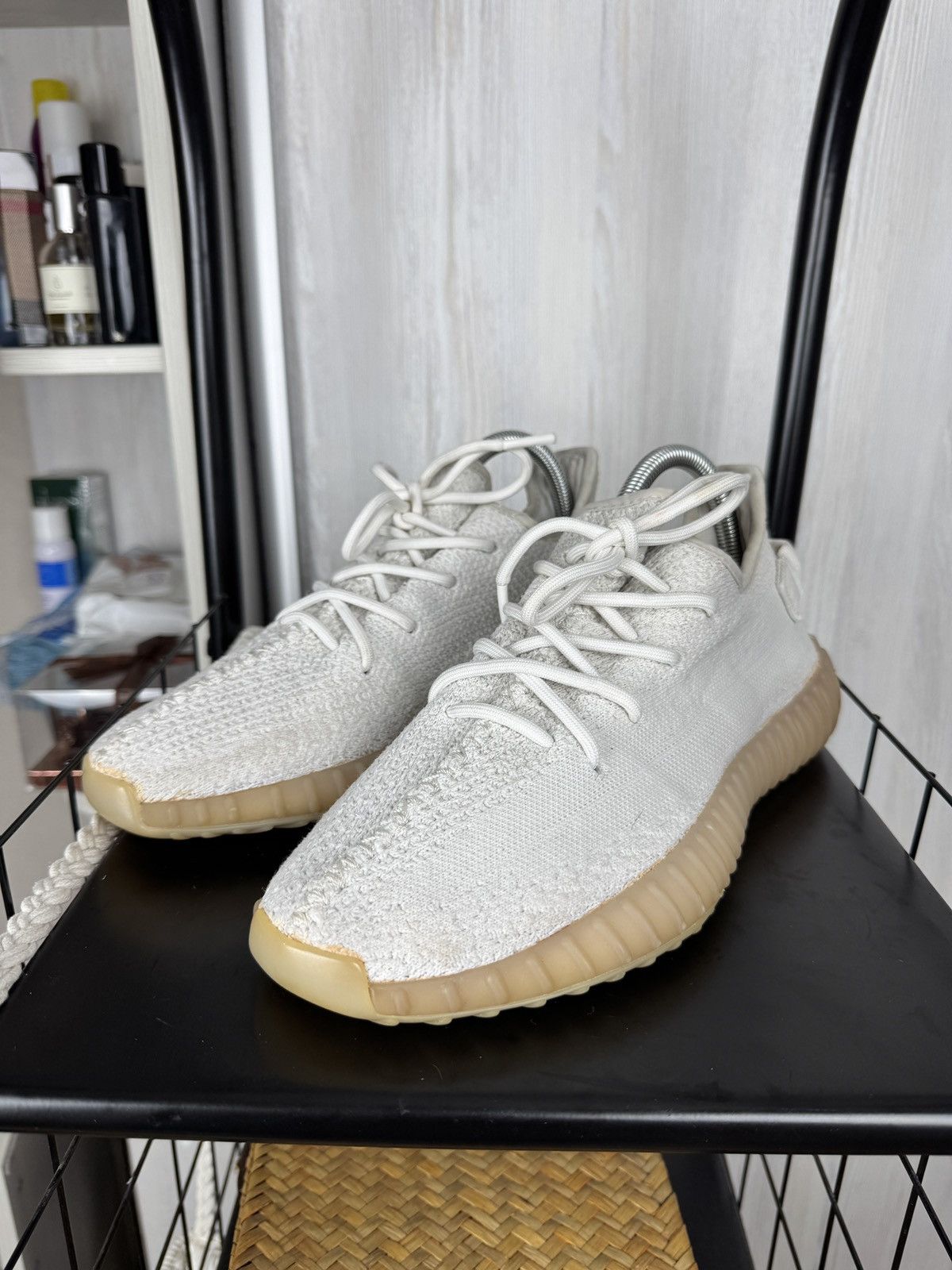 Adidas CP9366 Adidas Yeezy Boost 350 V2 Cream Triple White Size US 9.5 / EU 42-43 - 7 Thumbnail