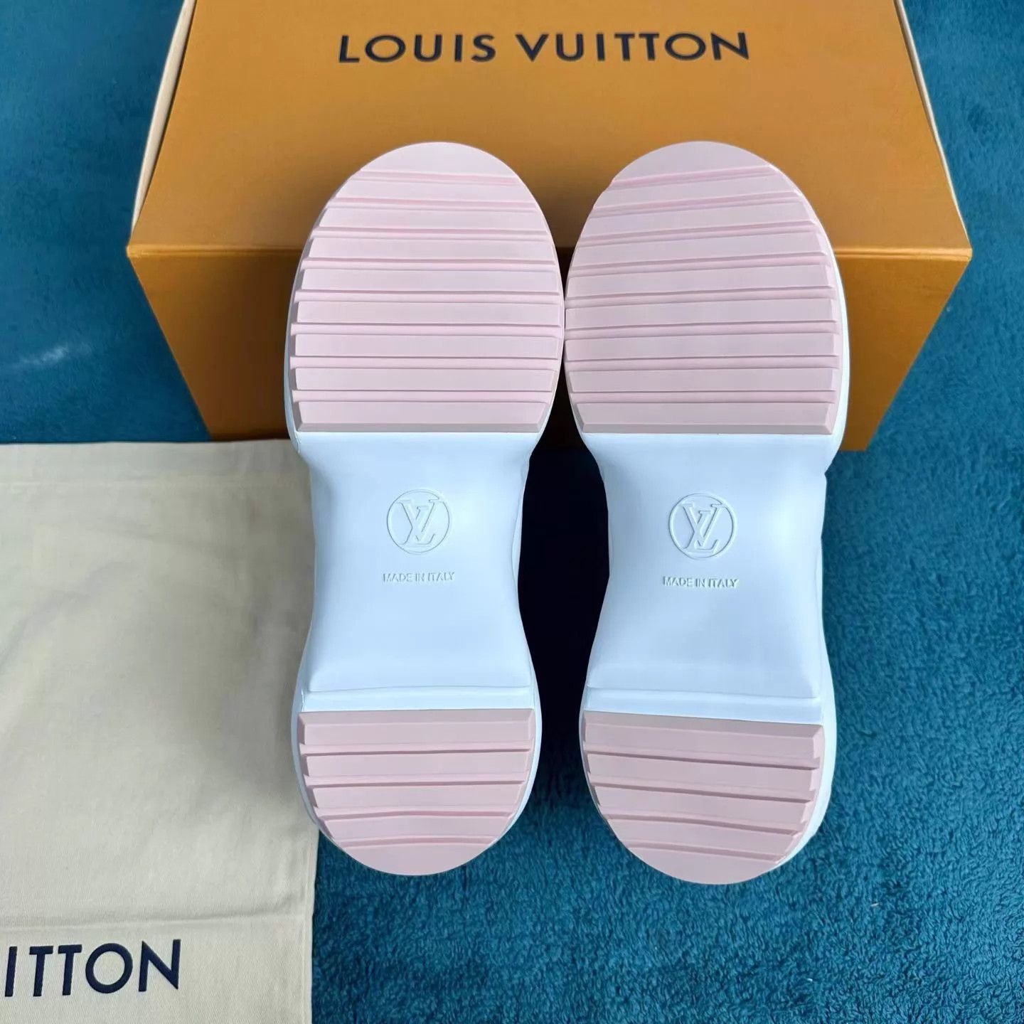 Louis Vuitton LV 1.0 Dad Sneakers Printed Canvas White Pink 36 Size US 5.5 / IT 35.5 - 5 Thumbnail